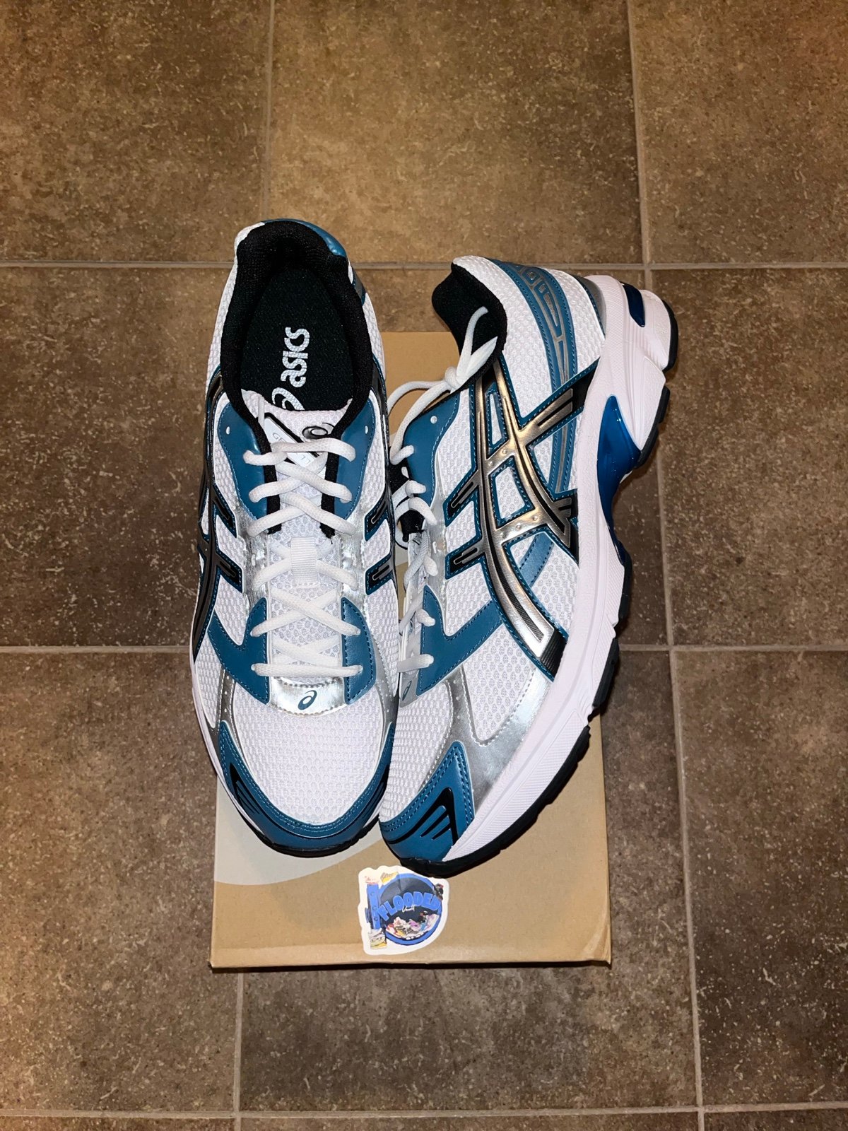 Asics 1130 restful teal brand new size 12