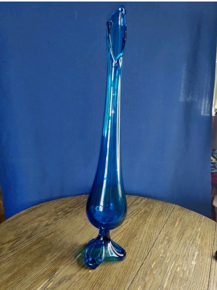 Rare Viking Bluenique Epic Smooth Swung Vase With Three Footed Drape Base 18.5