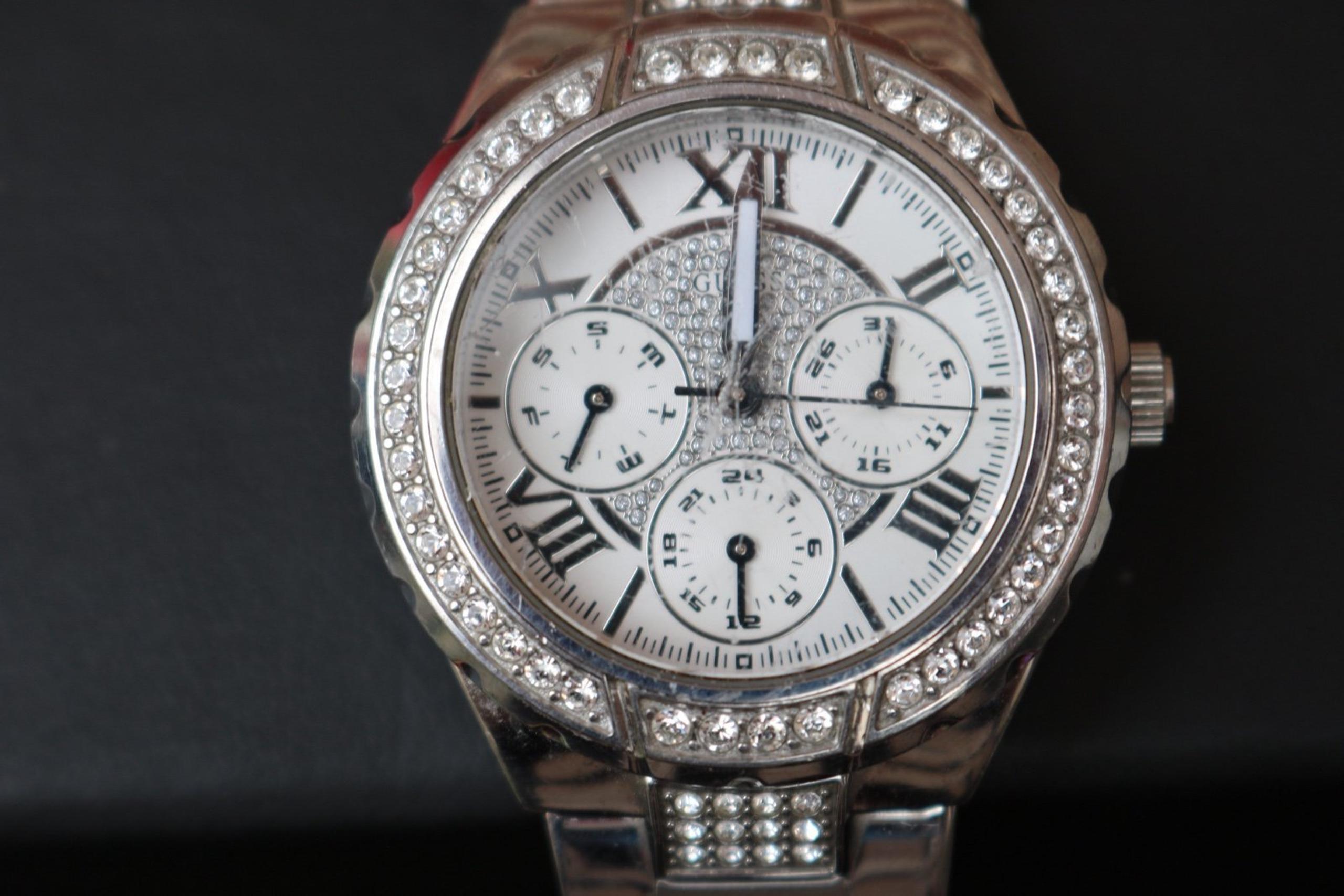 UPDATED GUESS U0111L1 Silver Multifunction Dial Metal