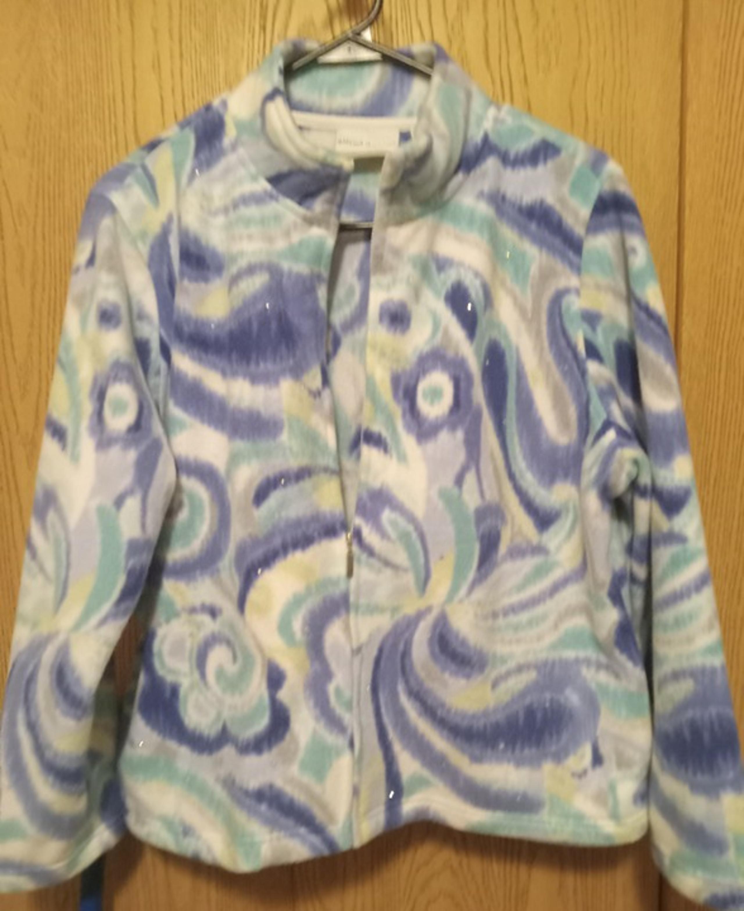 New Alfred Dunner Petite M unlined fleece jacket, zipper, crystal embellishments