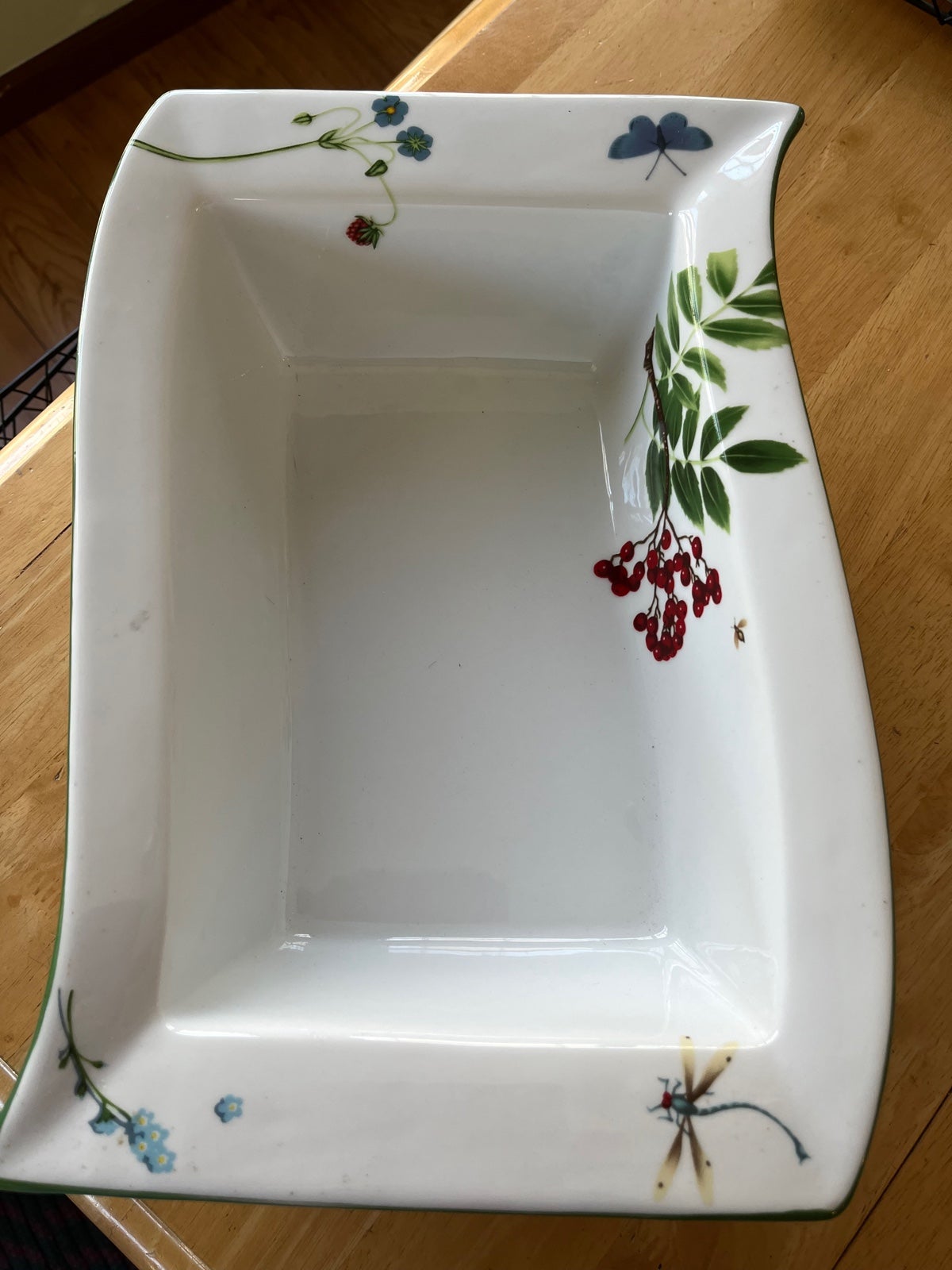 Temptations Ovenware - Berry Design