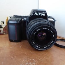 Nikon N6006 35mm SLR Film Camera with sigma 35-80mm 1:4-5.6 DL Zoom lens