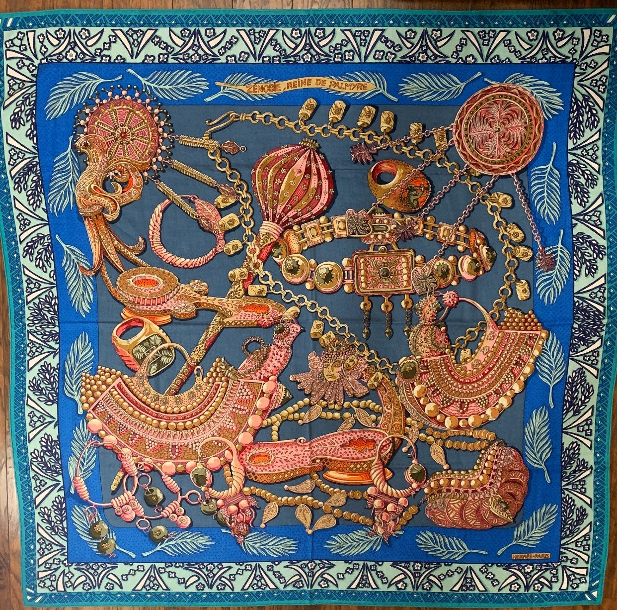 HERMES scarf