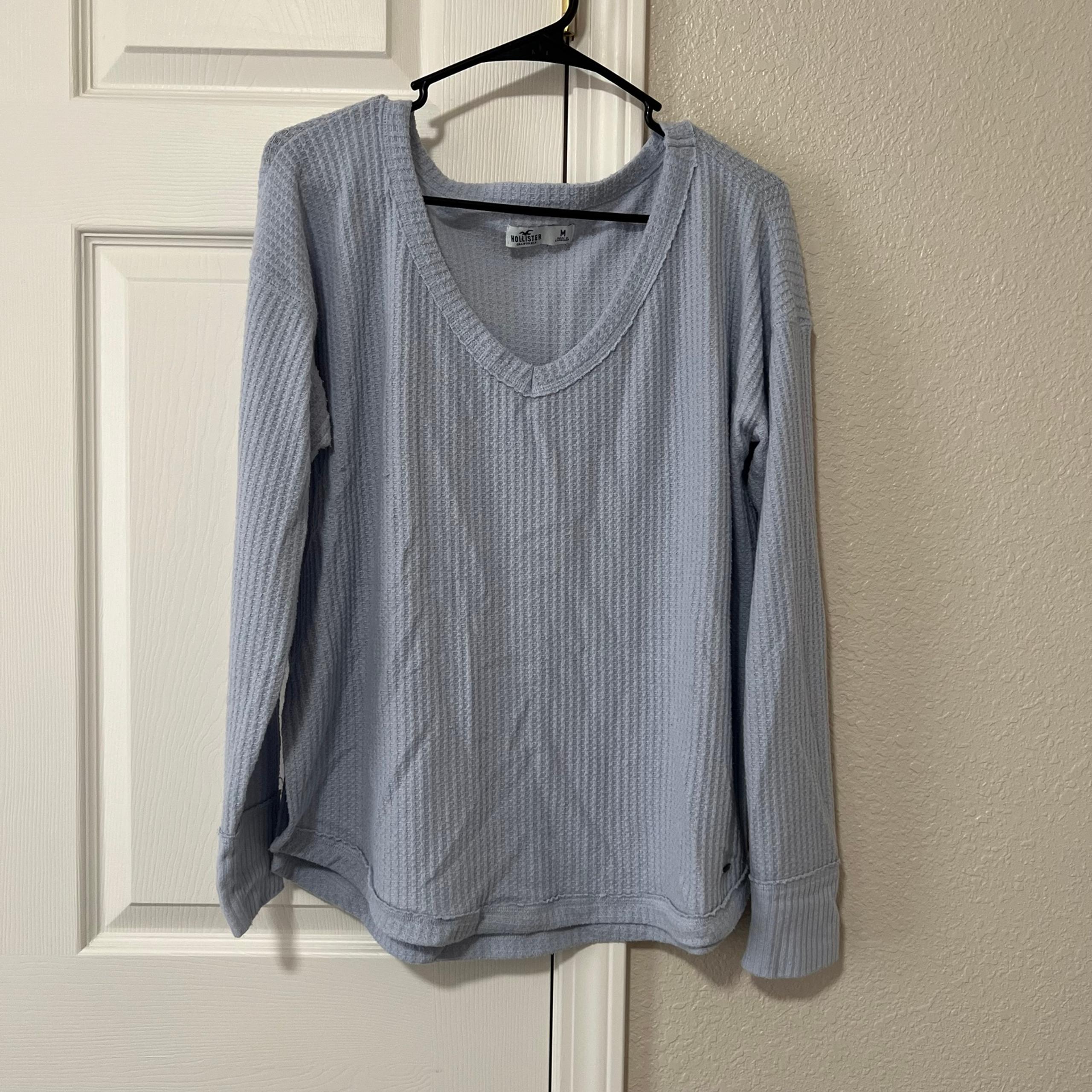 Women’s Hollister Blue Long Sleeve Thermal Sweater - medium