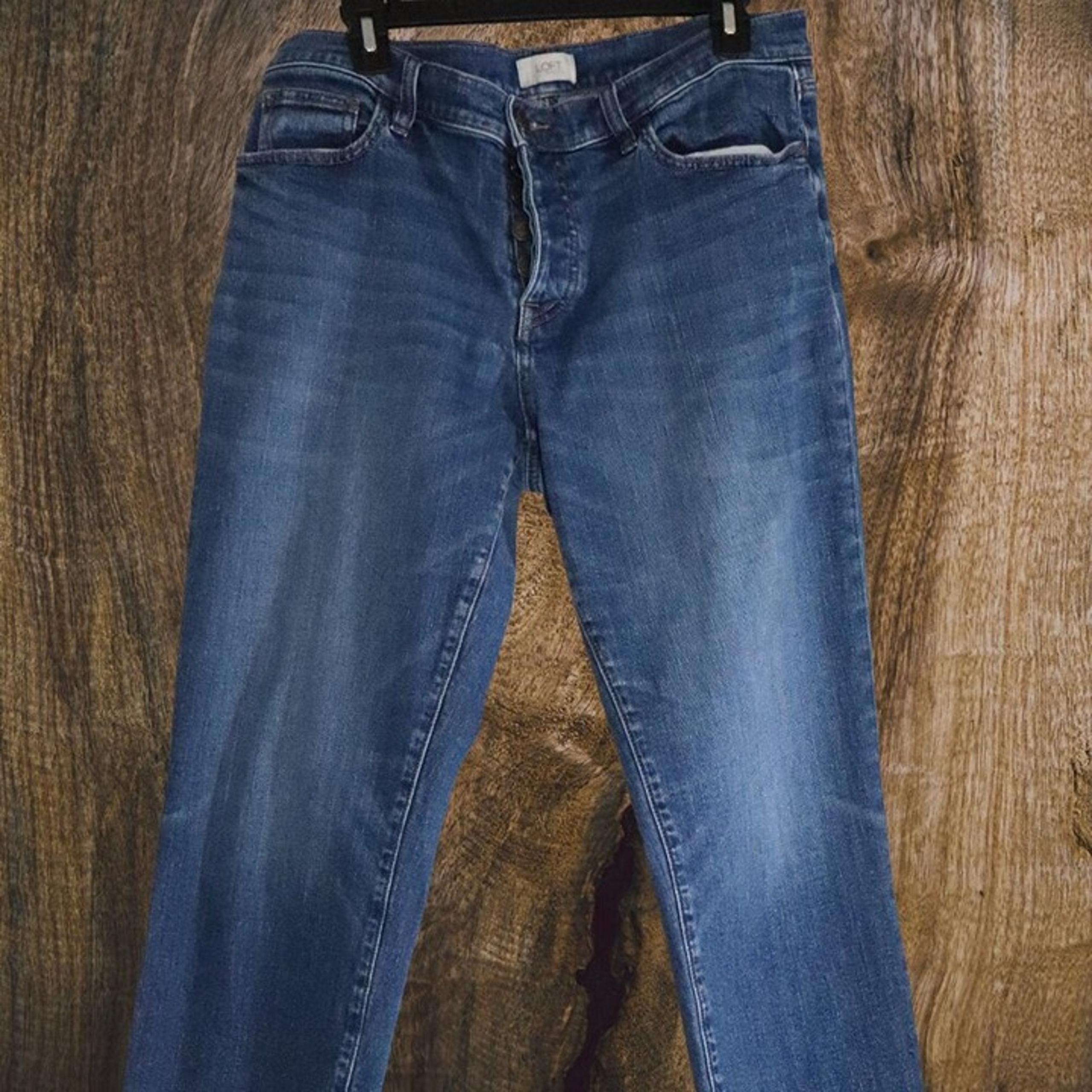 Loft Outlet Jeans, Boyfriend, relaxed cut mi denim.  Button Fly, Size 12