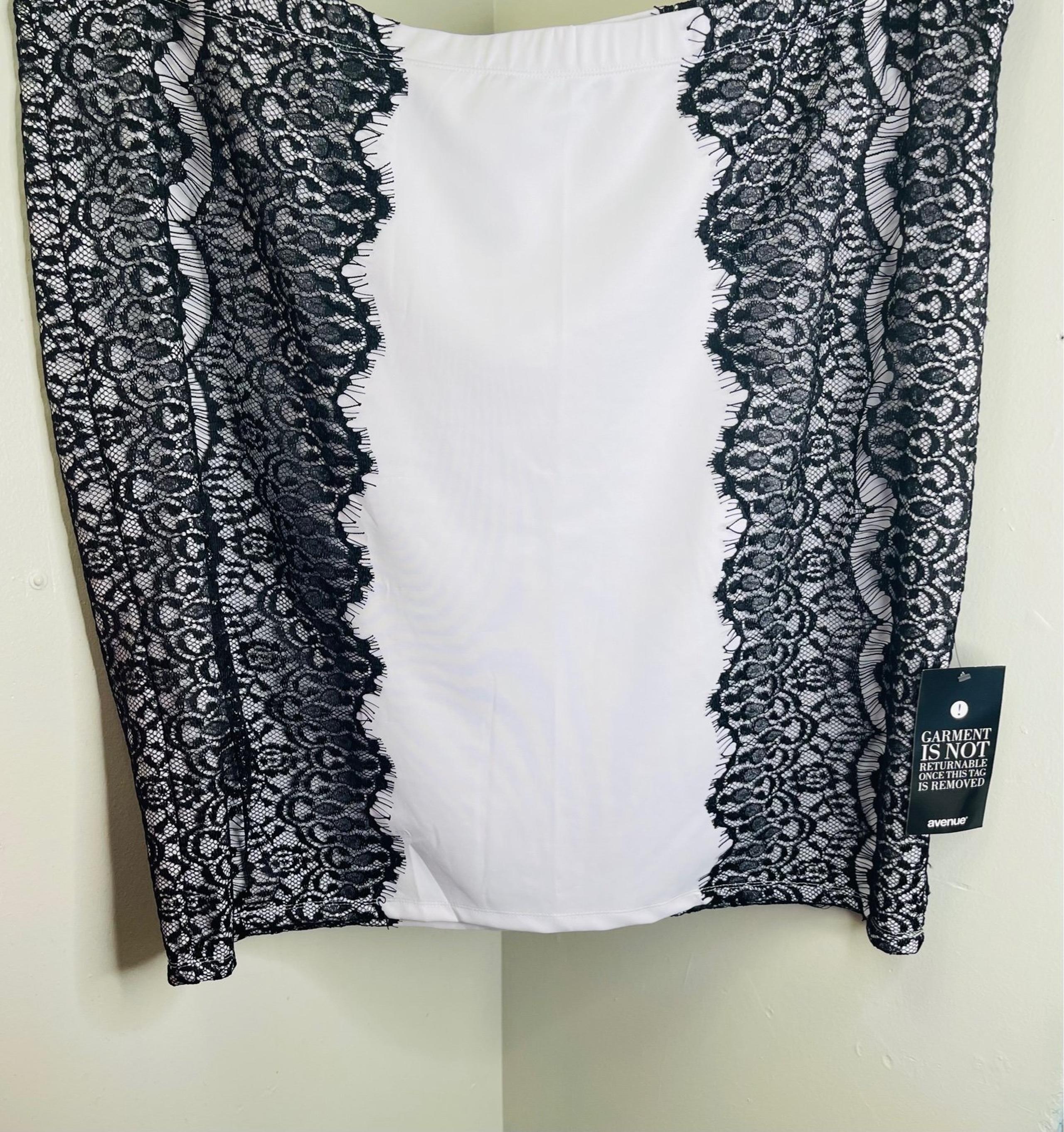 Brand new Women Skirt