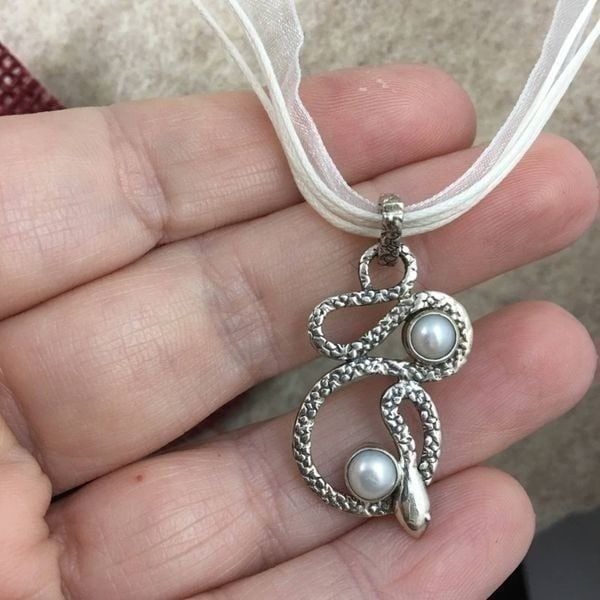 Sterling Silver Snake With Pearl Pendant Necklace