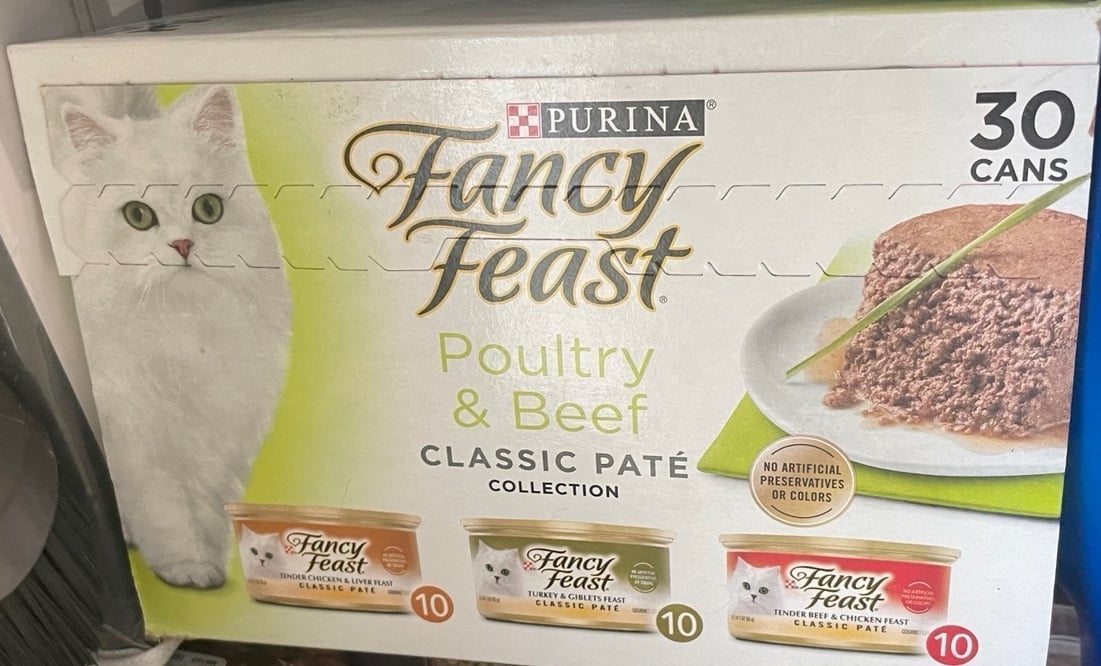 Cat food fancy feast 60 ct