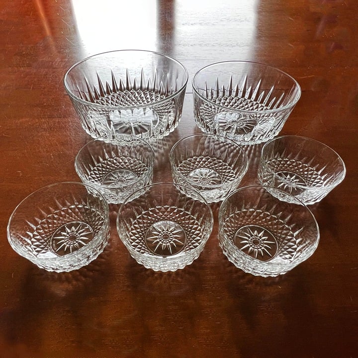 Vintage 8pc Arcoroc Diamant Salad Bowl Set. Entertaining. Holiday, Wedding Gifts