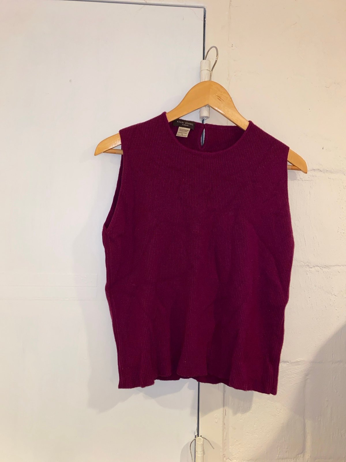 Henri Bendel Women’s Extra Fine Merino Wool Vest Size XLarge