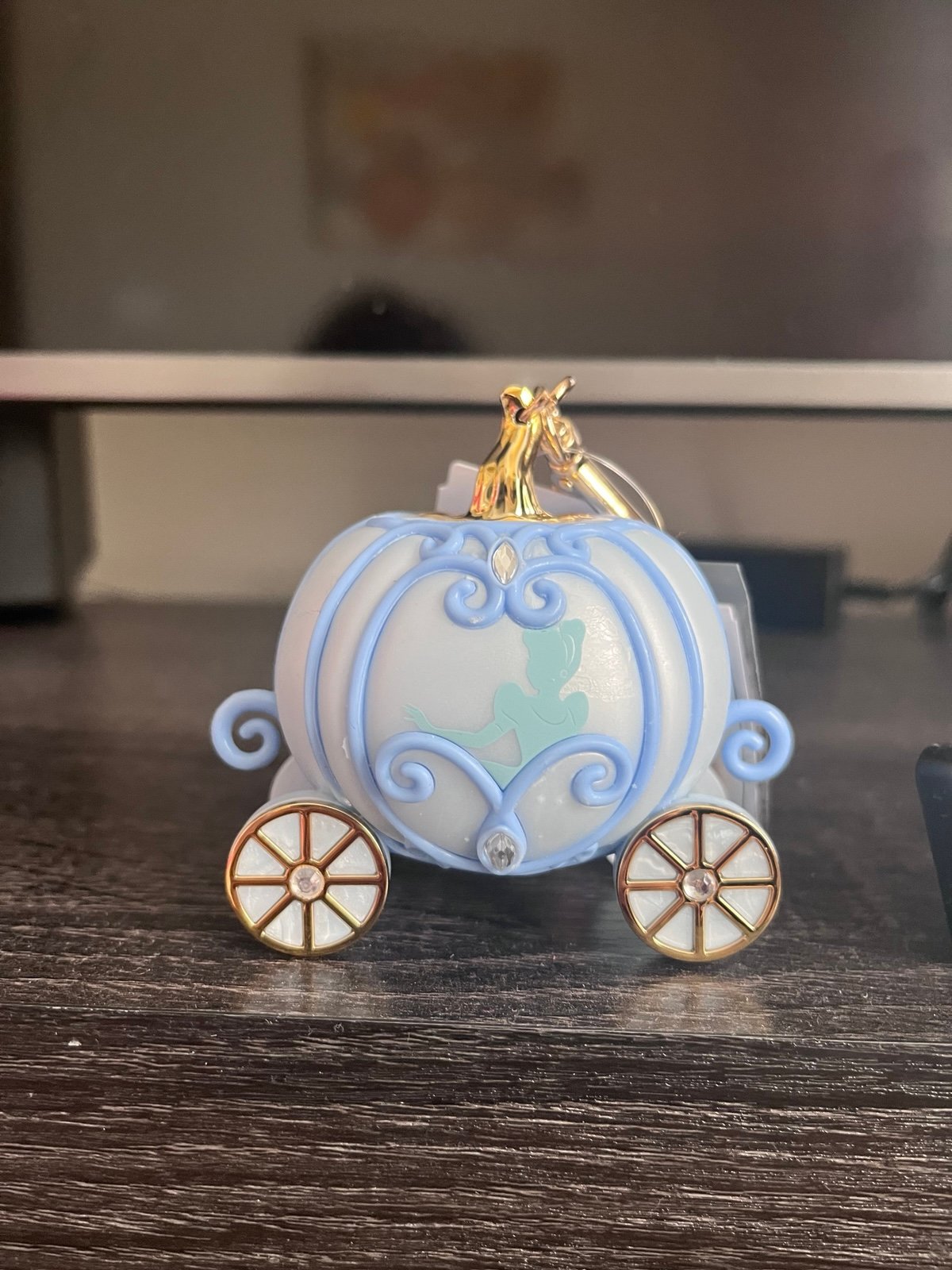 Bath and body works disney Light-Up Cinderella Carriage PocketBac Holder