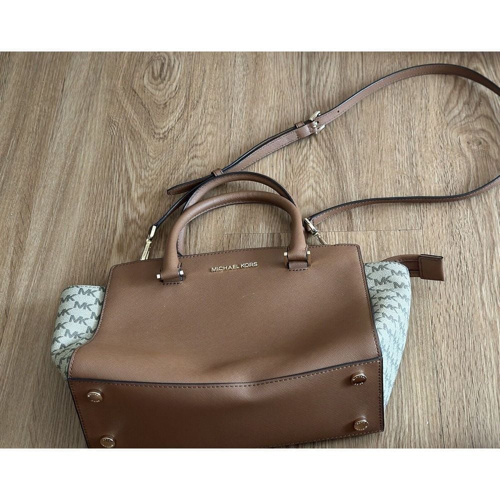 micheal kors selma medium