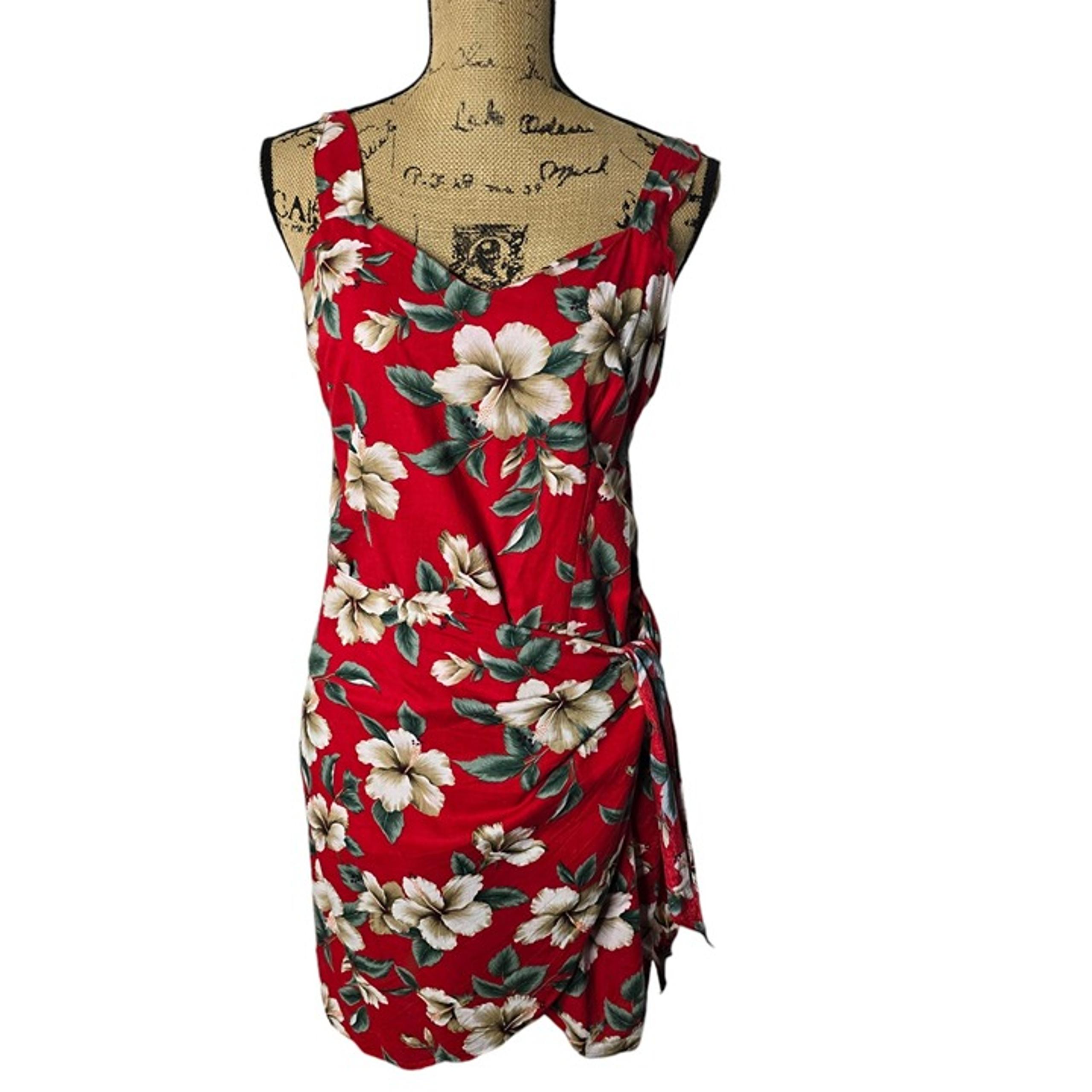 Vintage Hawaiian Floral Red Wrap Dress White Hibiscus Resort
