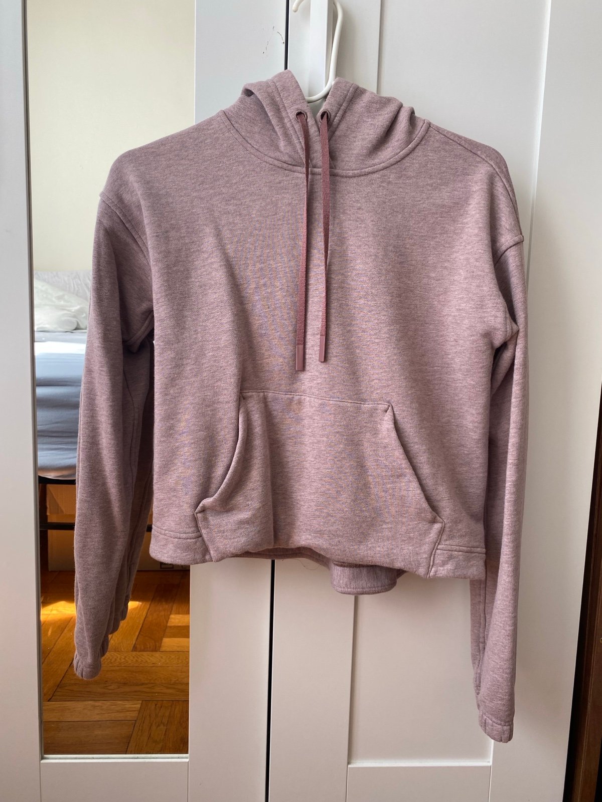 LULULEMON Relaxed Cropped Hoodie Size 2 Pullover Hooded