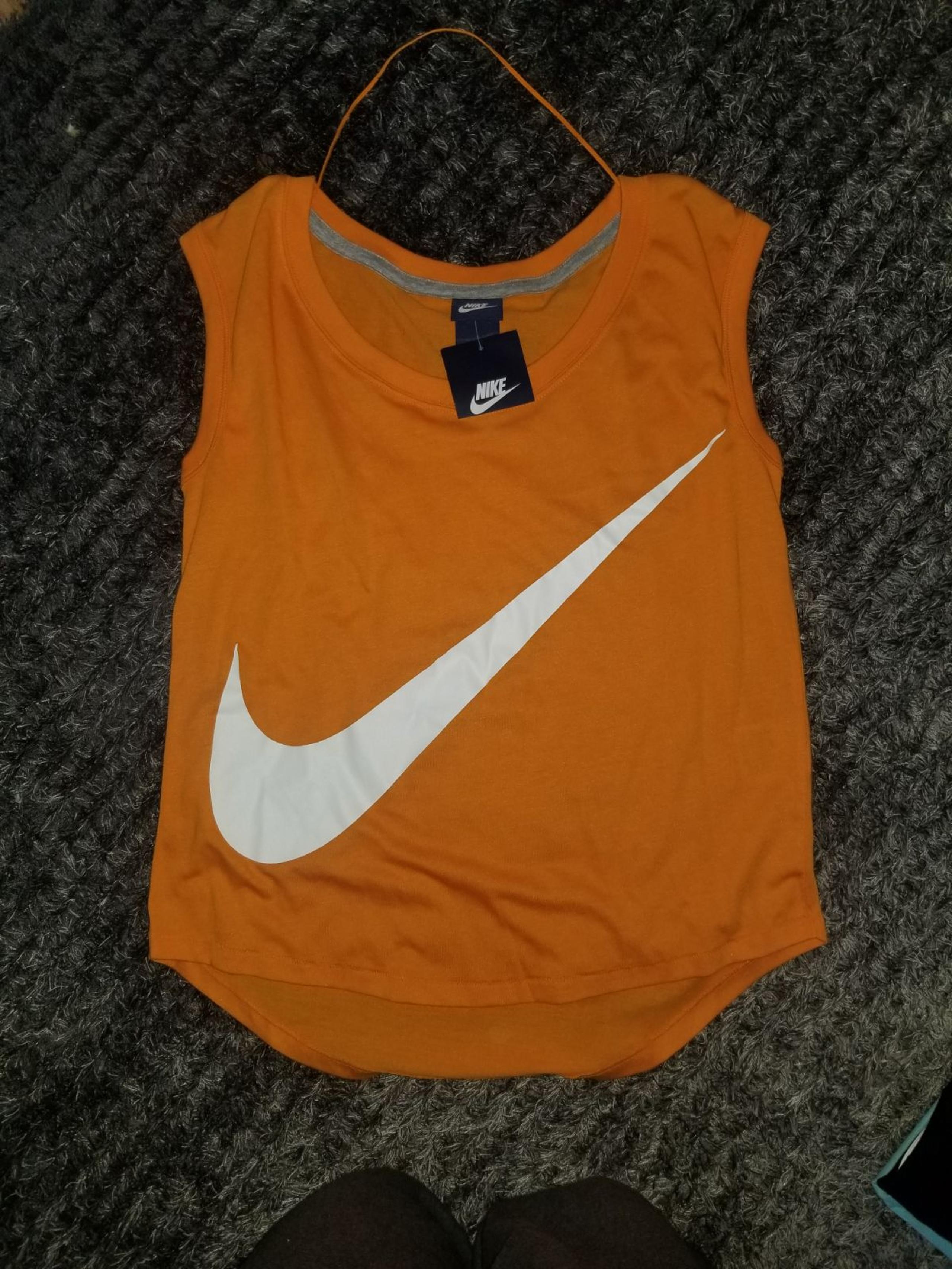 Nike tank top