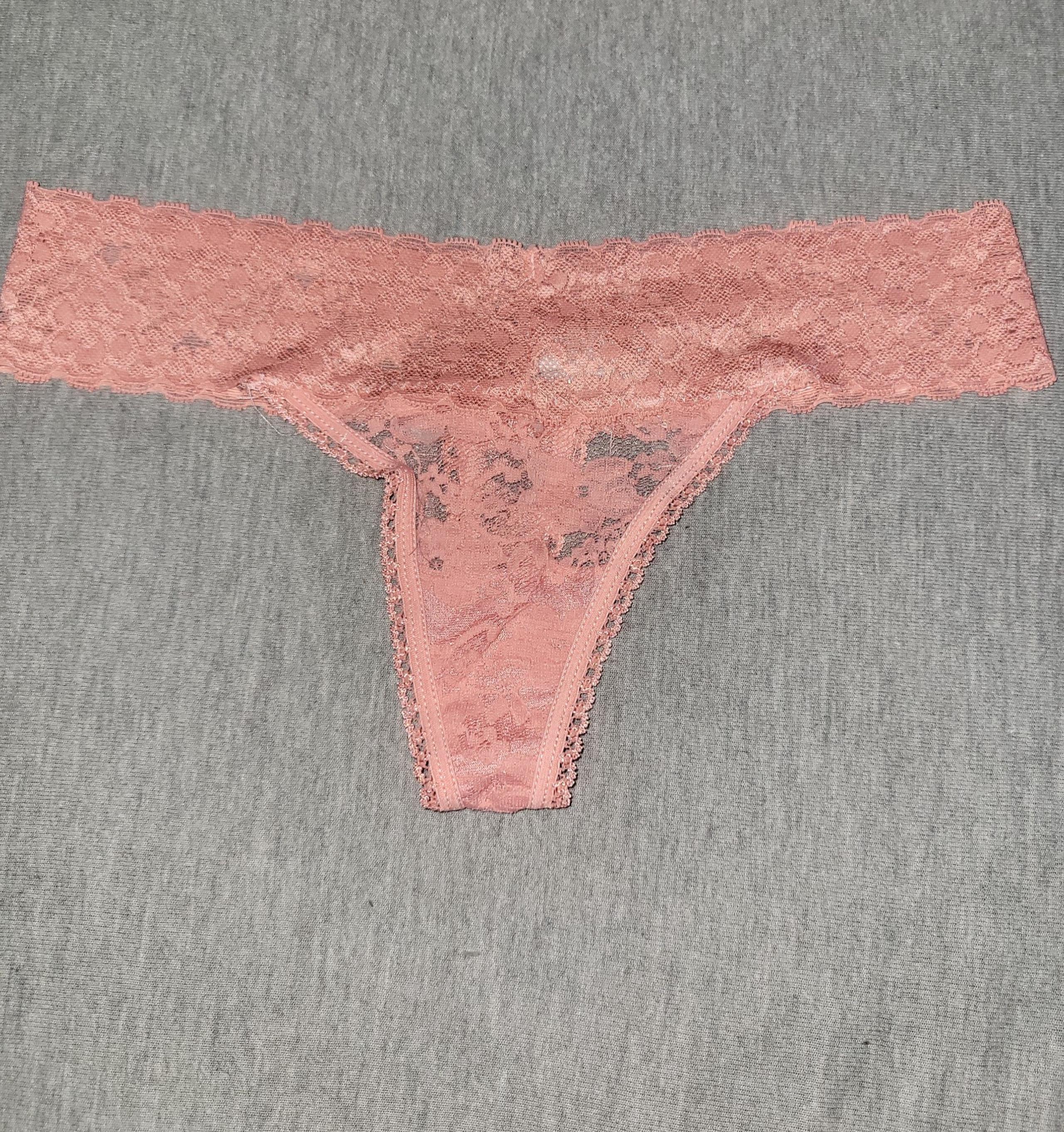 Jessica Simpson Thong Panty (M)