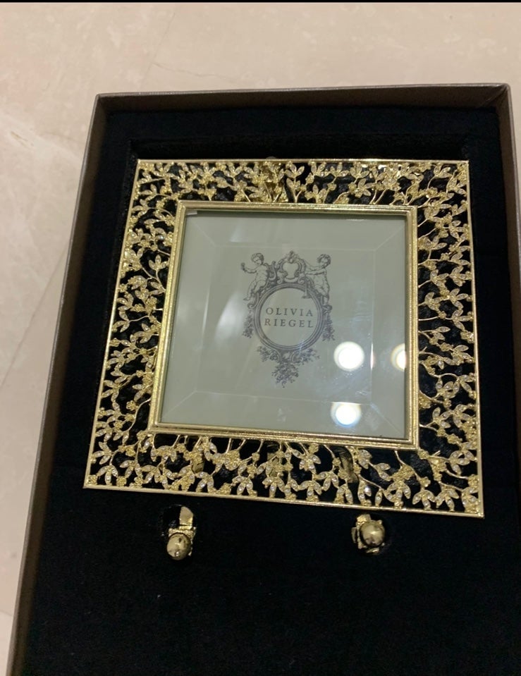 Olivia Riegel Isadora Gold Frame