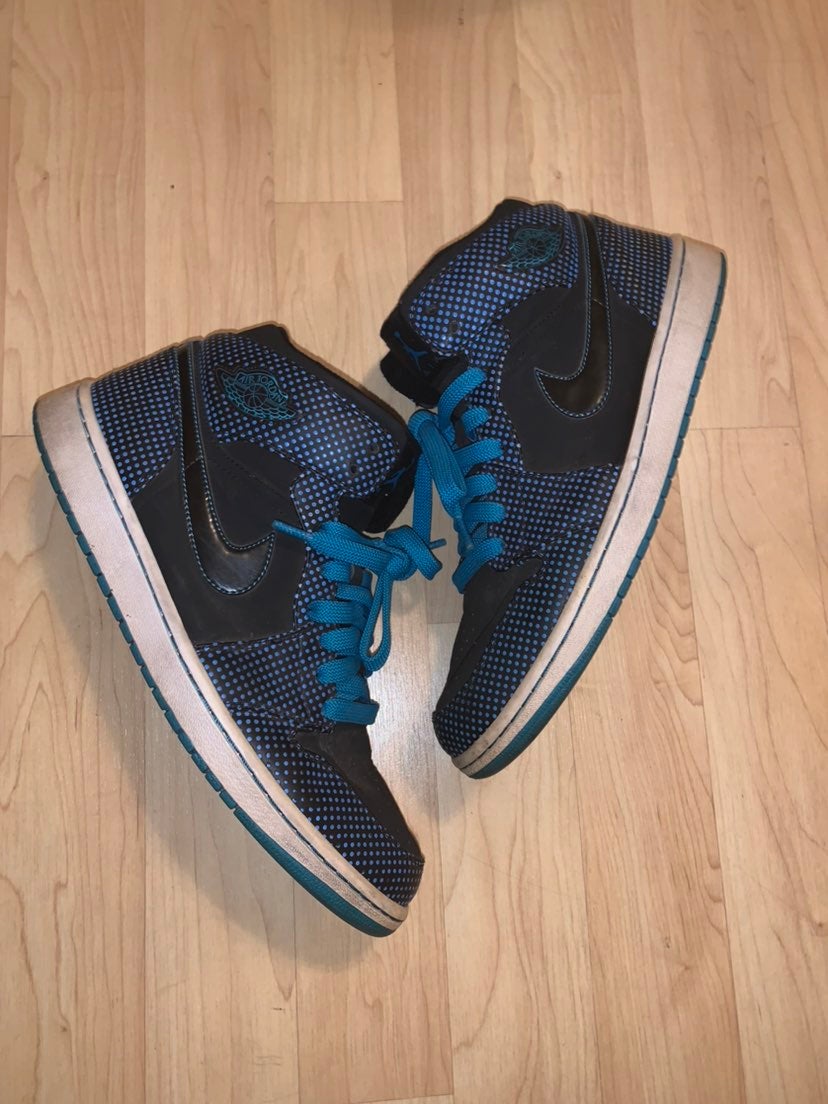Jordan 1 Rare Dot Laser Blue 136065-042