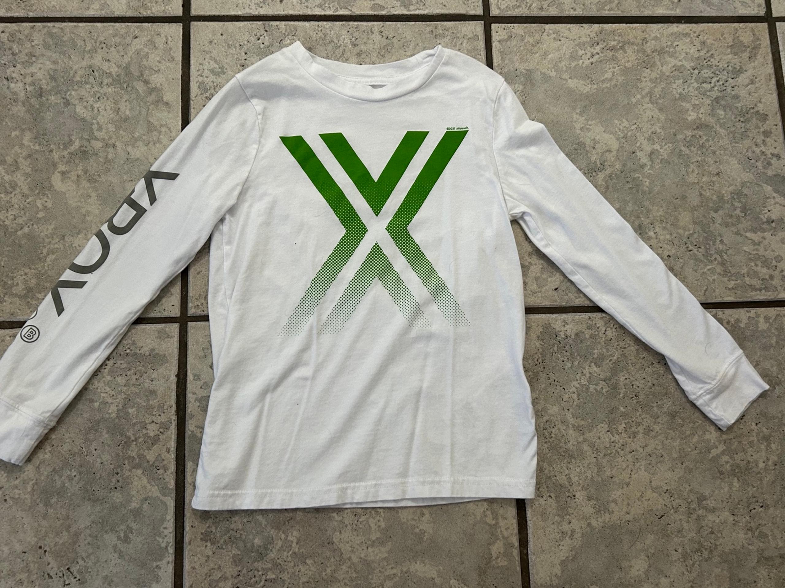 Boys Abercrombie Kids Long sleeve XBOX tee size 7/8
