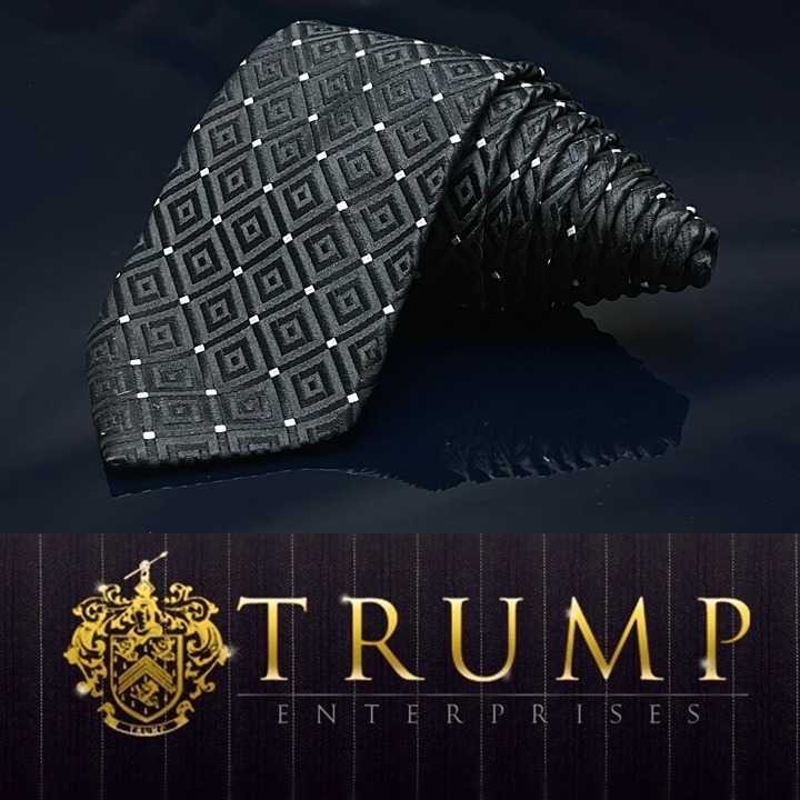 DONALD J TRUMP MEN'S TIE BLACK/GEOMETRIC Width: 3.50 Length: 62