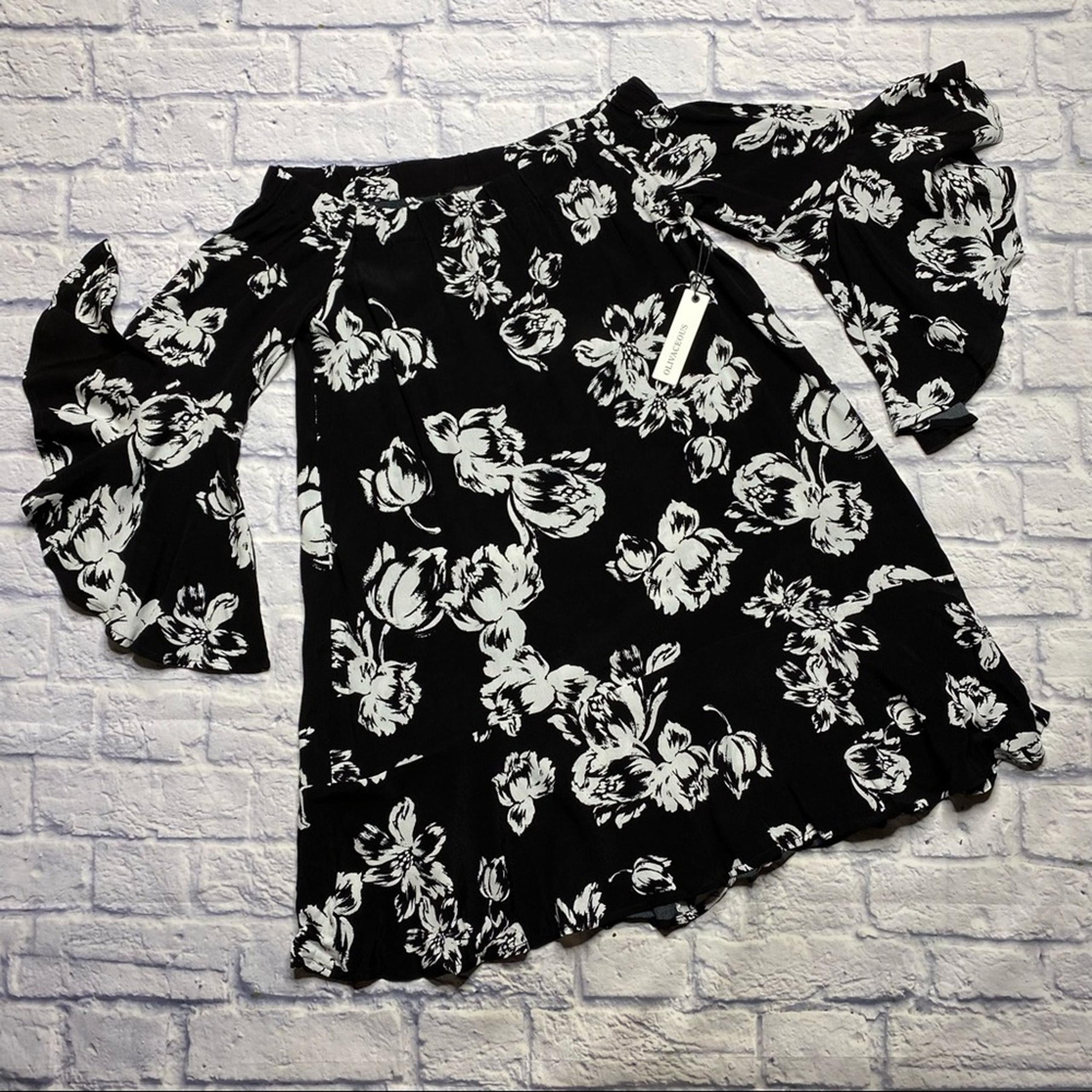 Olivaceous Floral Off the Shoulder Bell Sleeve Dress in Black & White