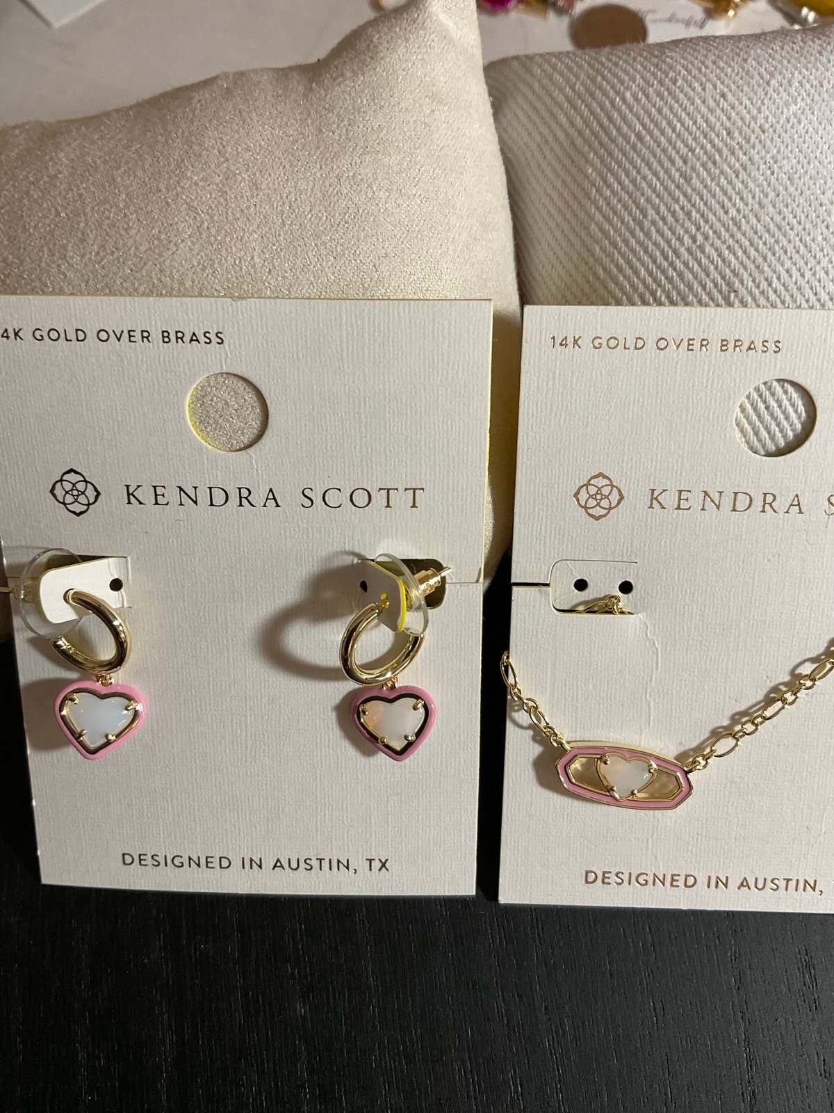 NWT 2 SET HEARTS Necklace, and earrings