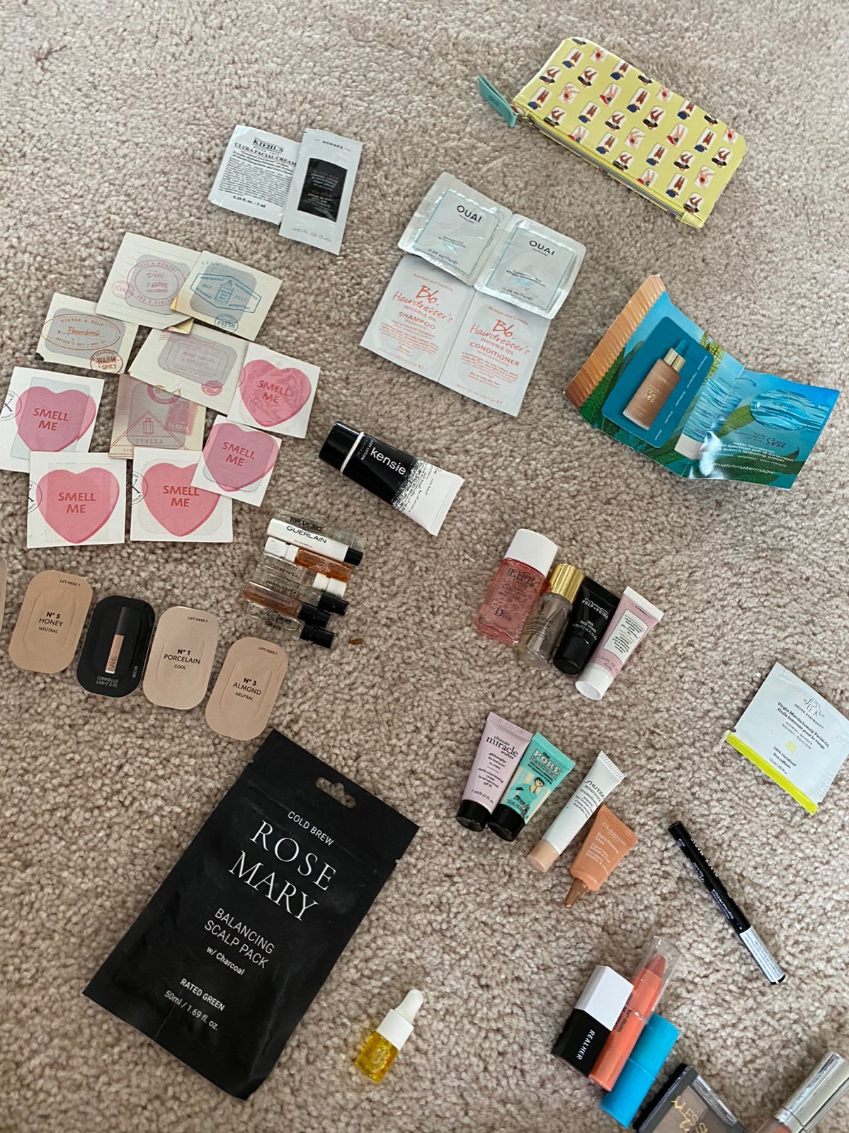 Makeup samples set