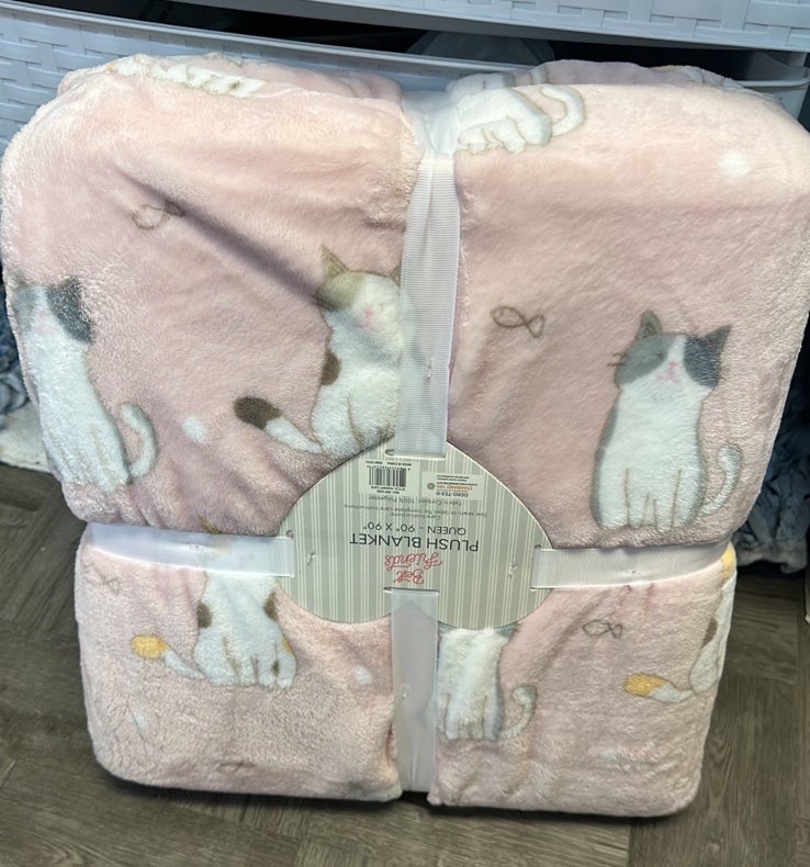 Pink Cat QUEEN blanket milo and friends