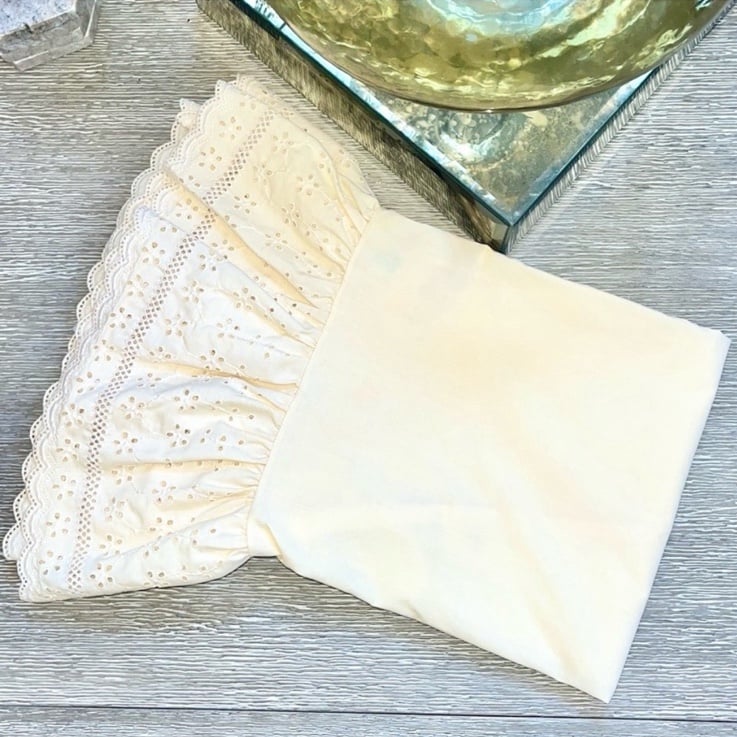 Fieldcrest Perfection Eyelet Ruffle Pillowcases