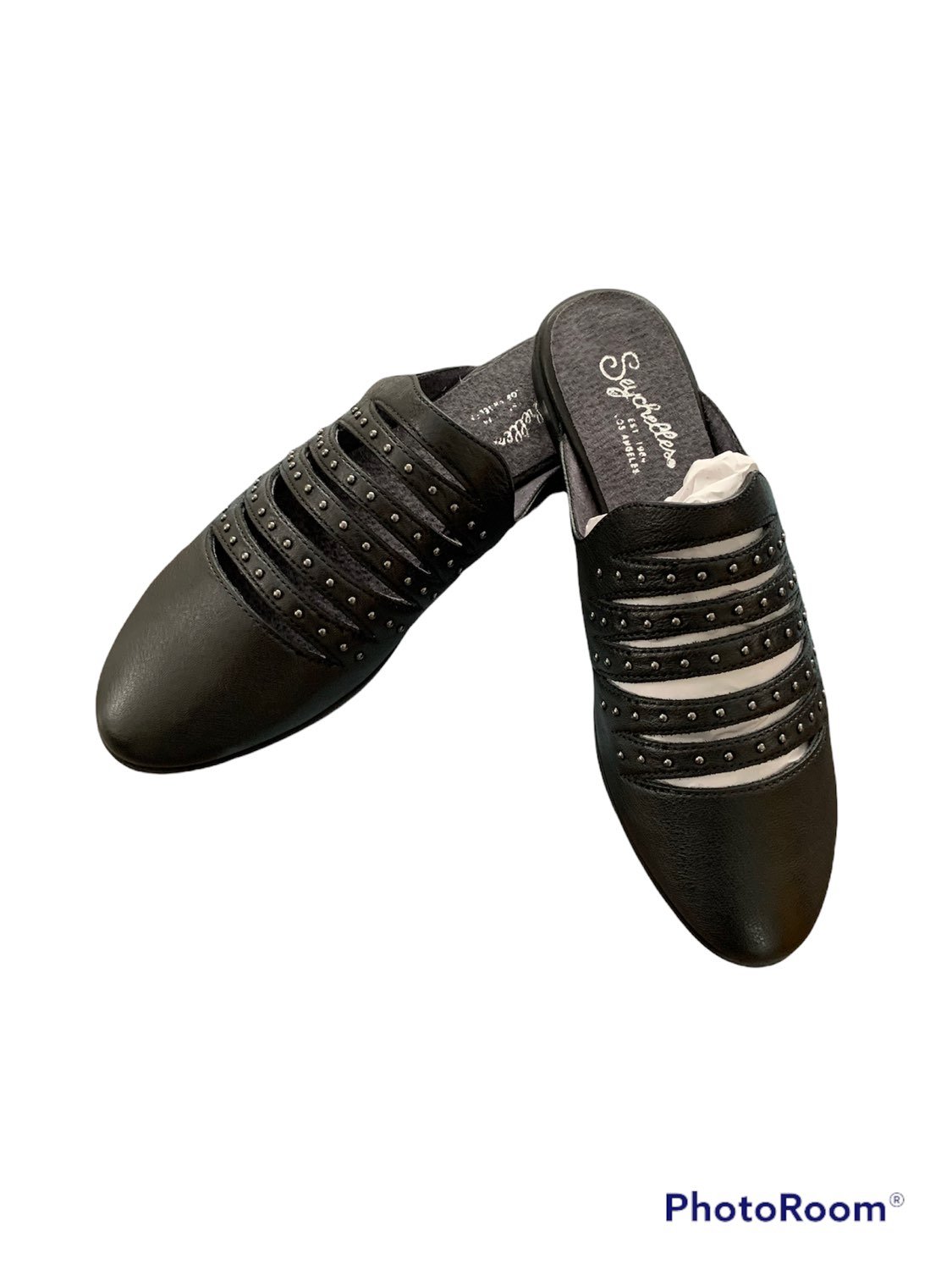 NEW Seychelles undivided black studded leather mules women's 7