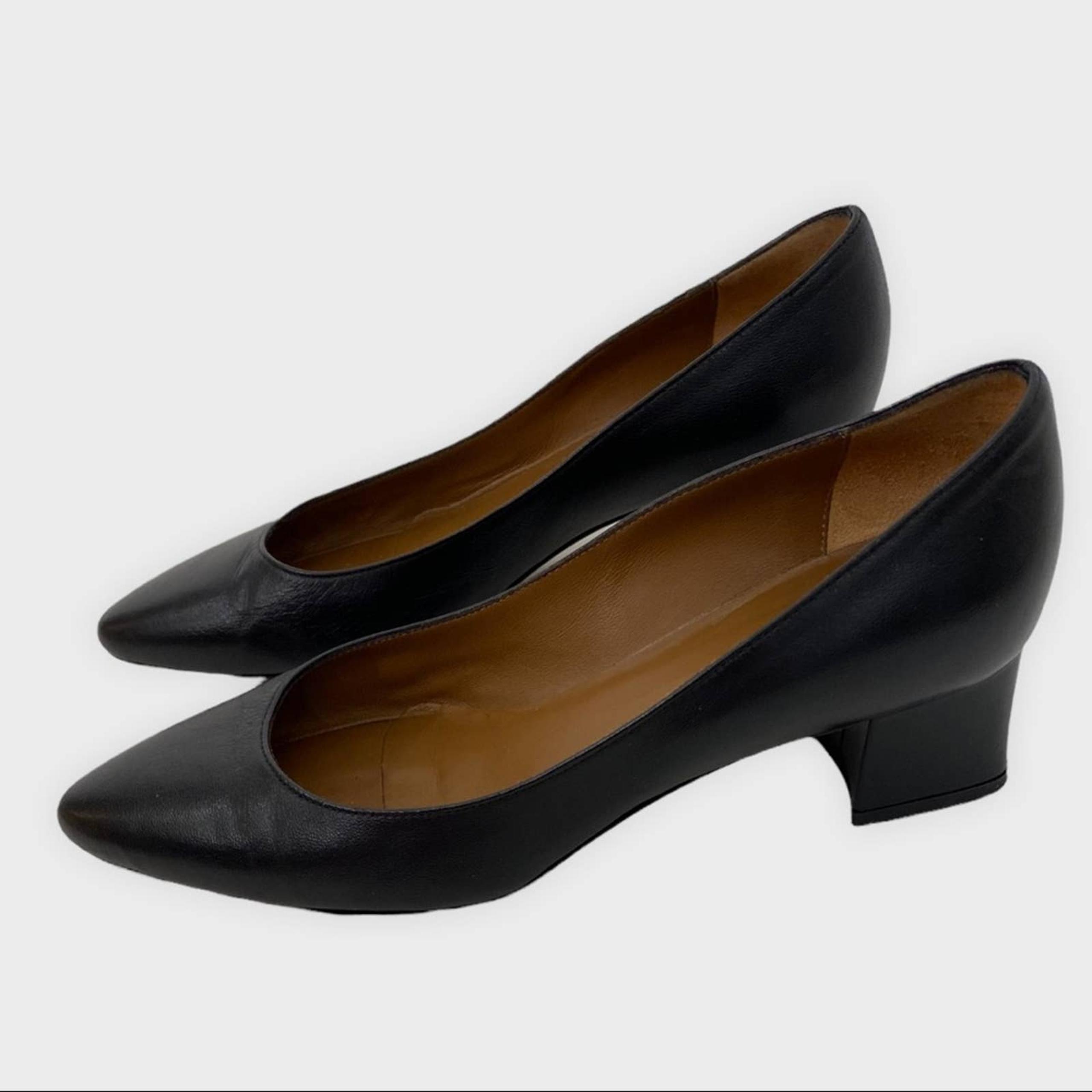 Aquatalia Black Leather Pasha Pumps Size 5 1/2