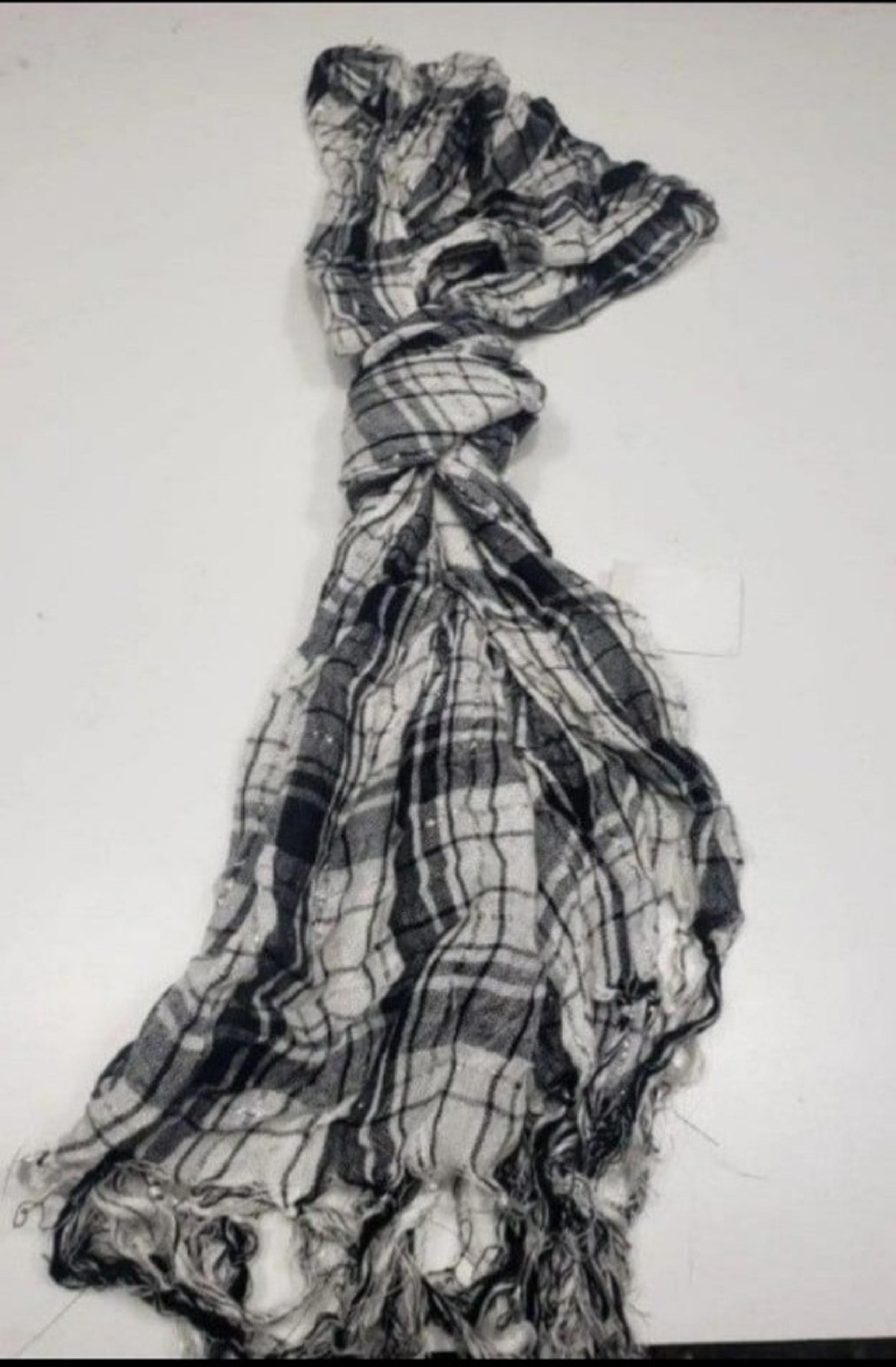 Women's Charlotte Russe black and white plaid scarf with fringe bottom