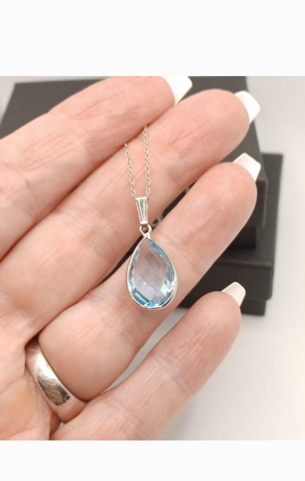 6.50 ct Natural Blue Topaz Pendant Necklace NIB