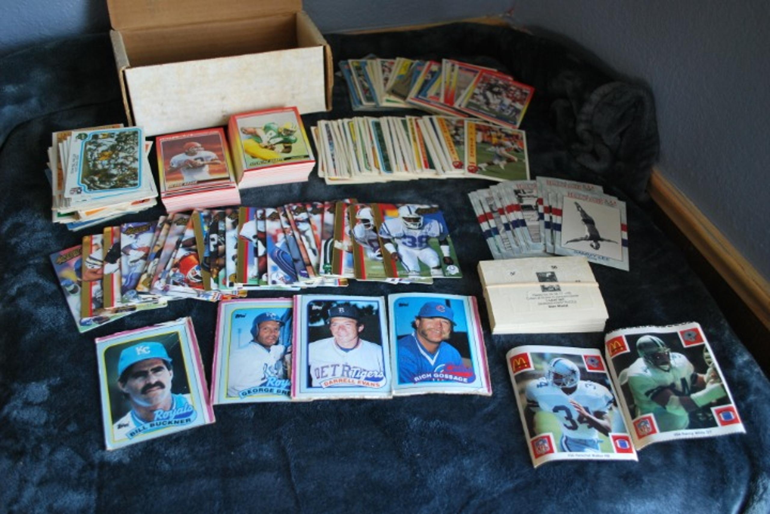 NFL SCORE 79-90 SPORT COLLECTABLE 300+