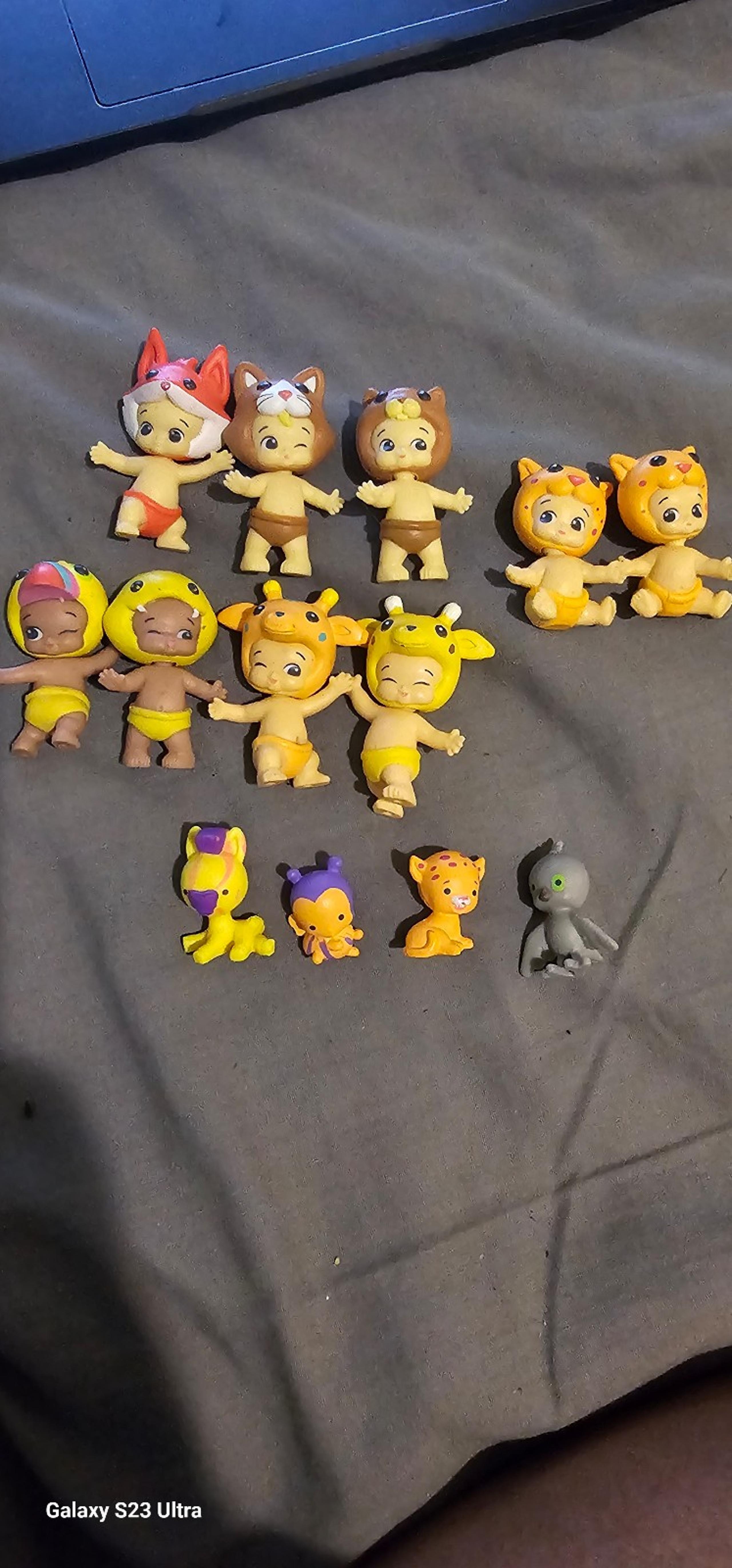 Twozies lot
