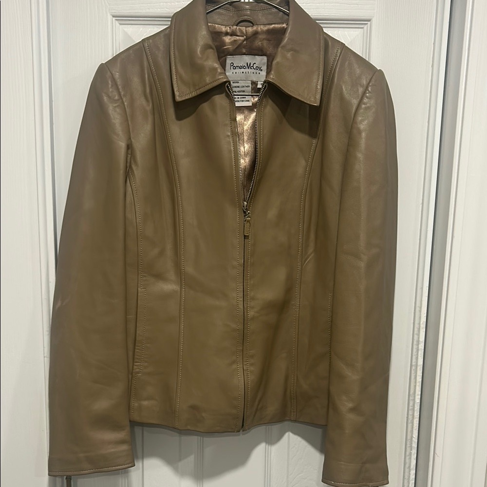 Pamela McCoy Tan Leather Jacket Classic Design