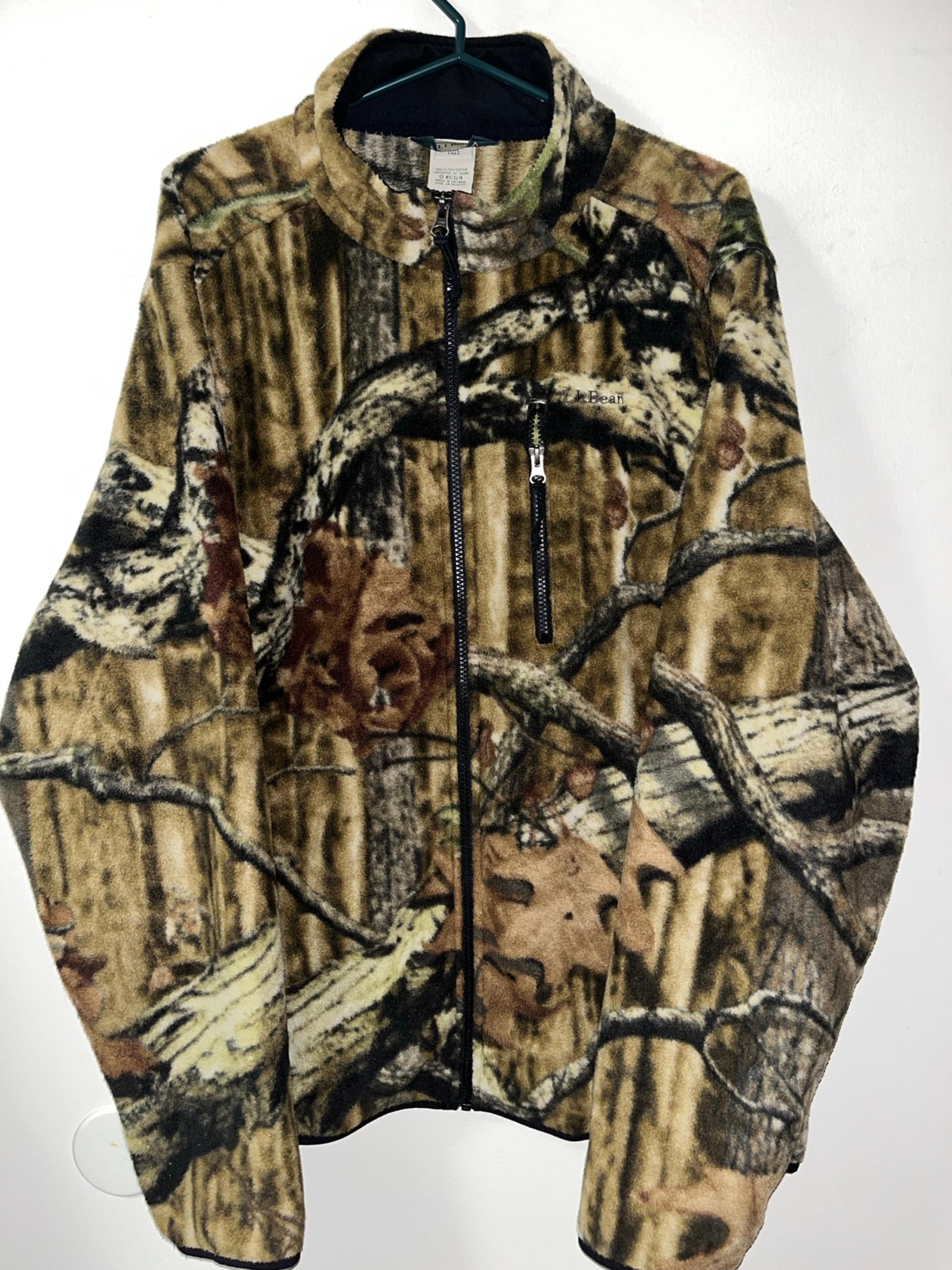 Camouflage Fleece Jacket ~Men’s size 2XL tall~Awesome condition! - L.L. Bean