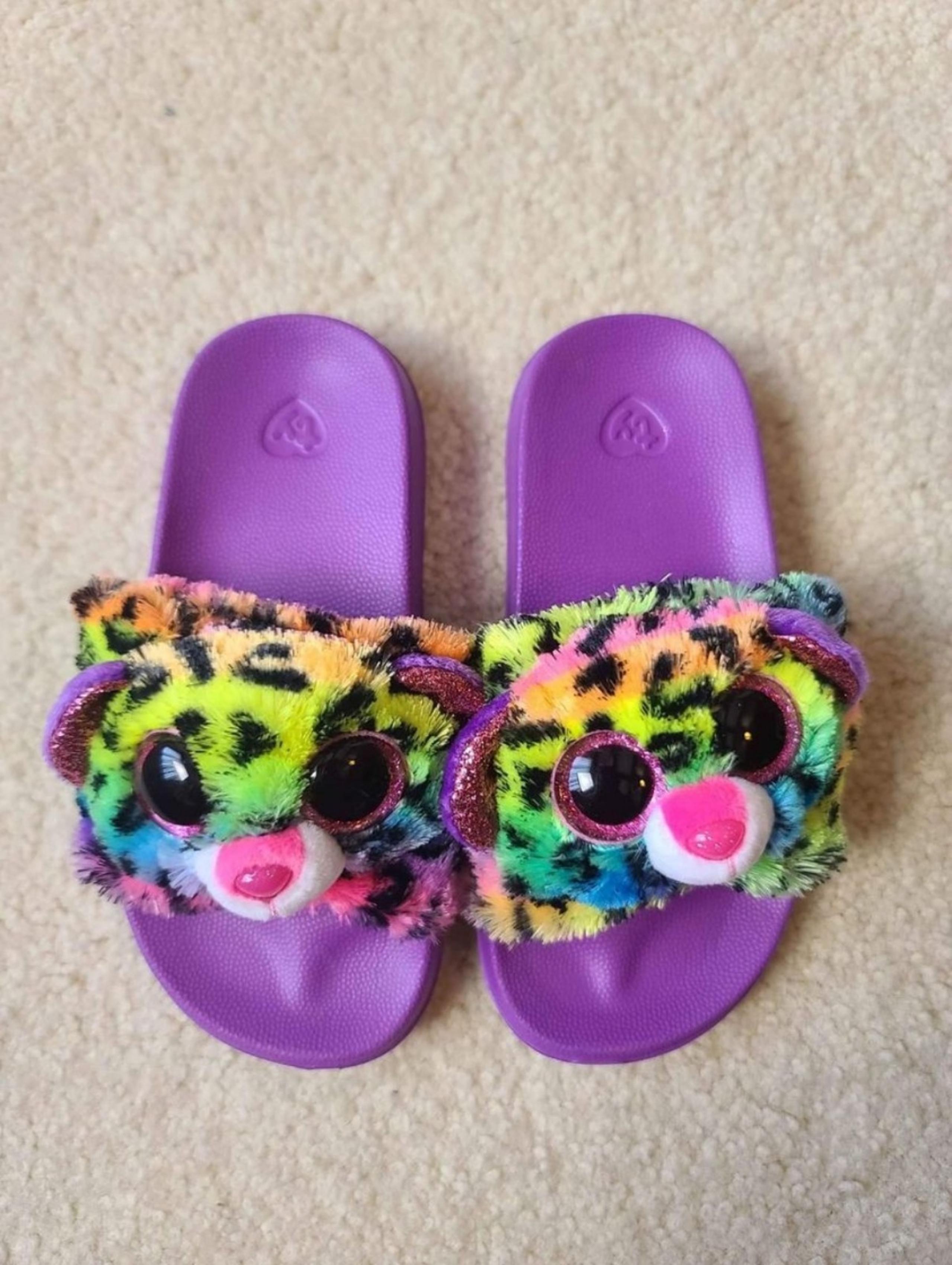 Ty girl's flip flops size 11-13 toddler