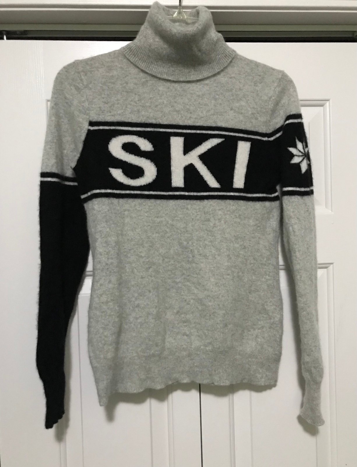 360 Cashmere Vail Ski Gray Black Turtleneck Womens Small 100% Cashmere Sweater