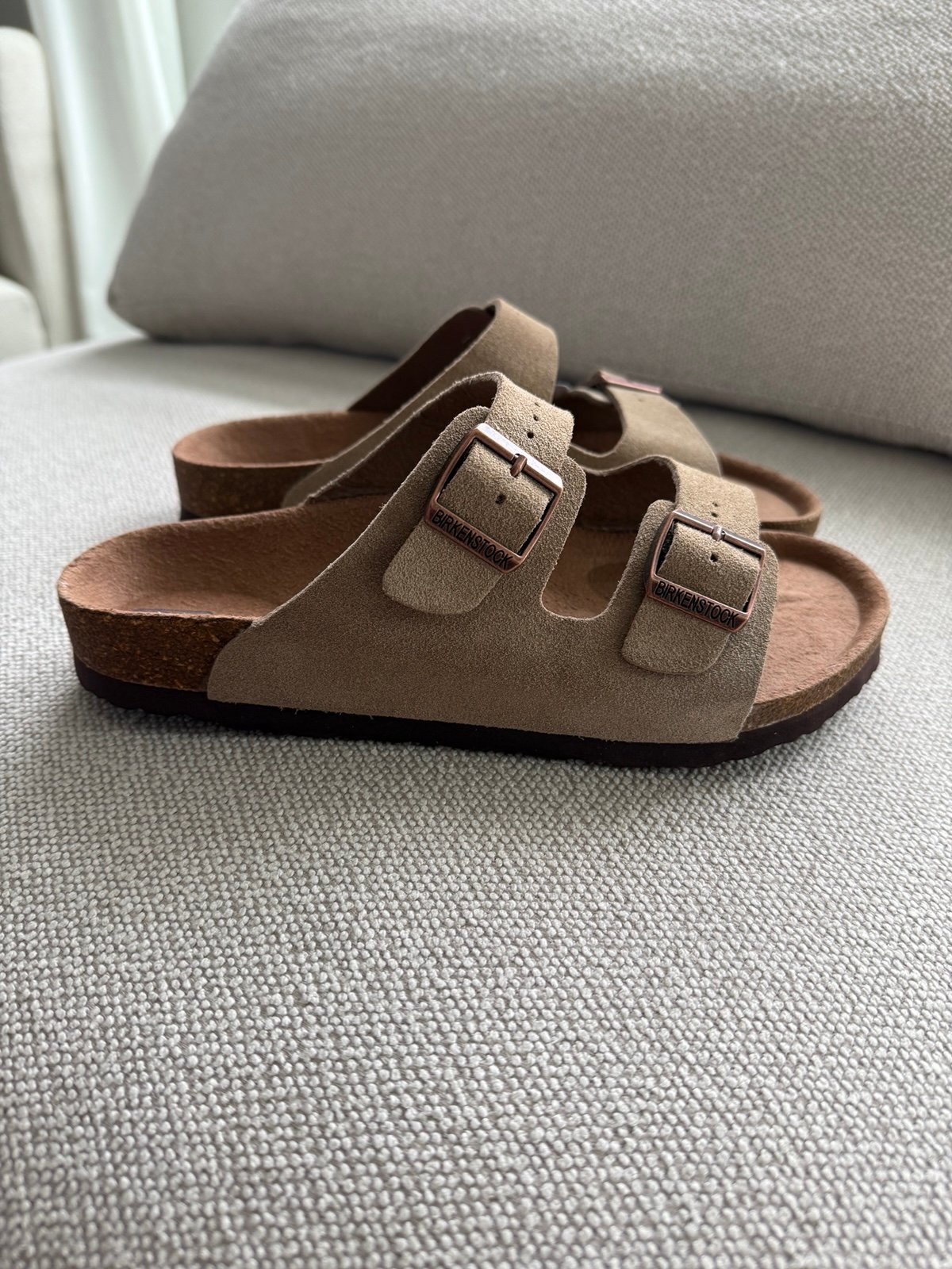 Birkenstock Size 39 NEw beige