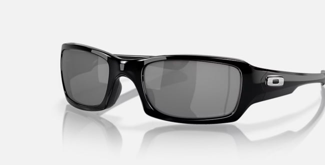 Oakley OO9238 Fives Squared Black
Black Polarized sunglasses