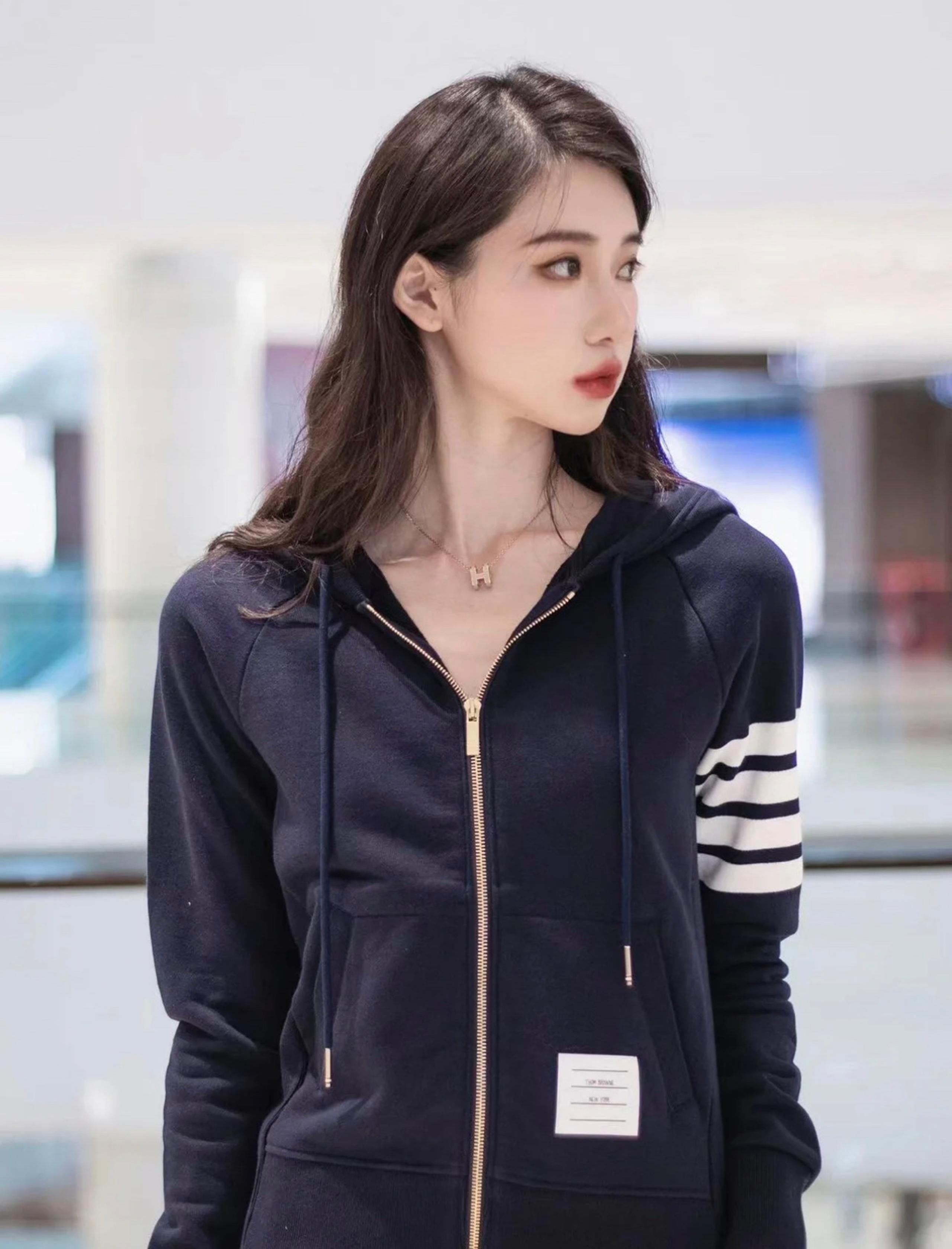 Zipped Hoodie （100%AUTHENTIC） - Thom Browne
