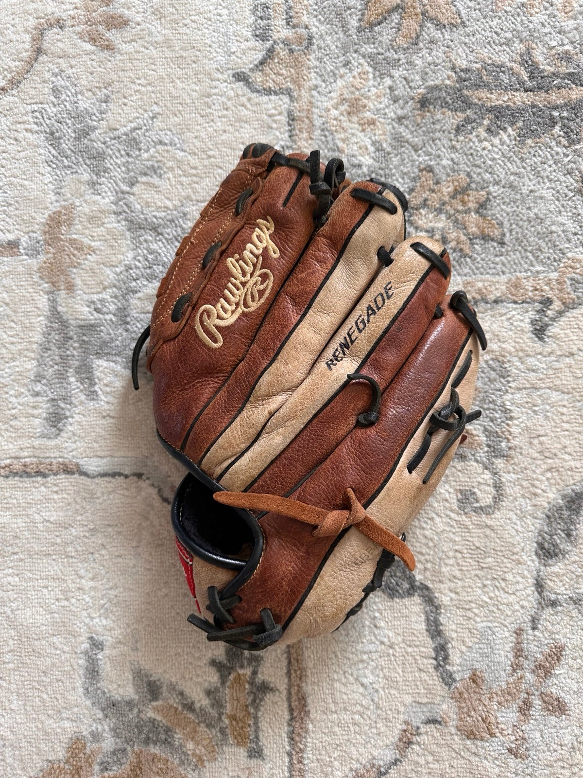 Rawlings Renegade 12 in lefty baseball glove