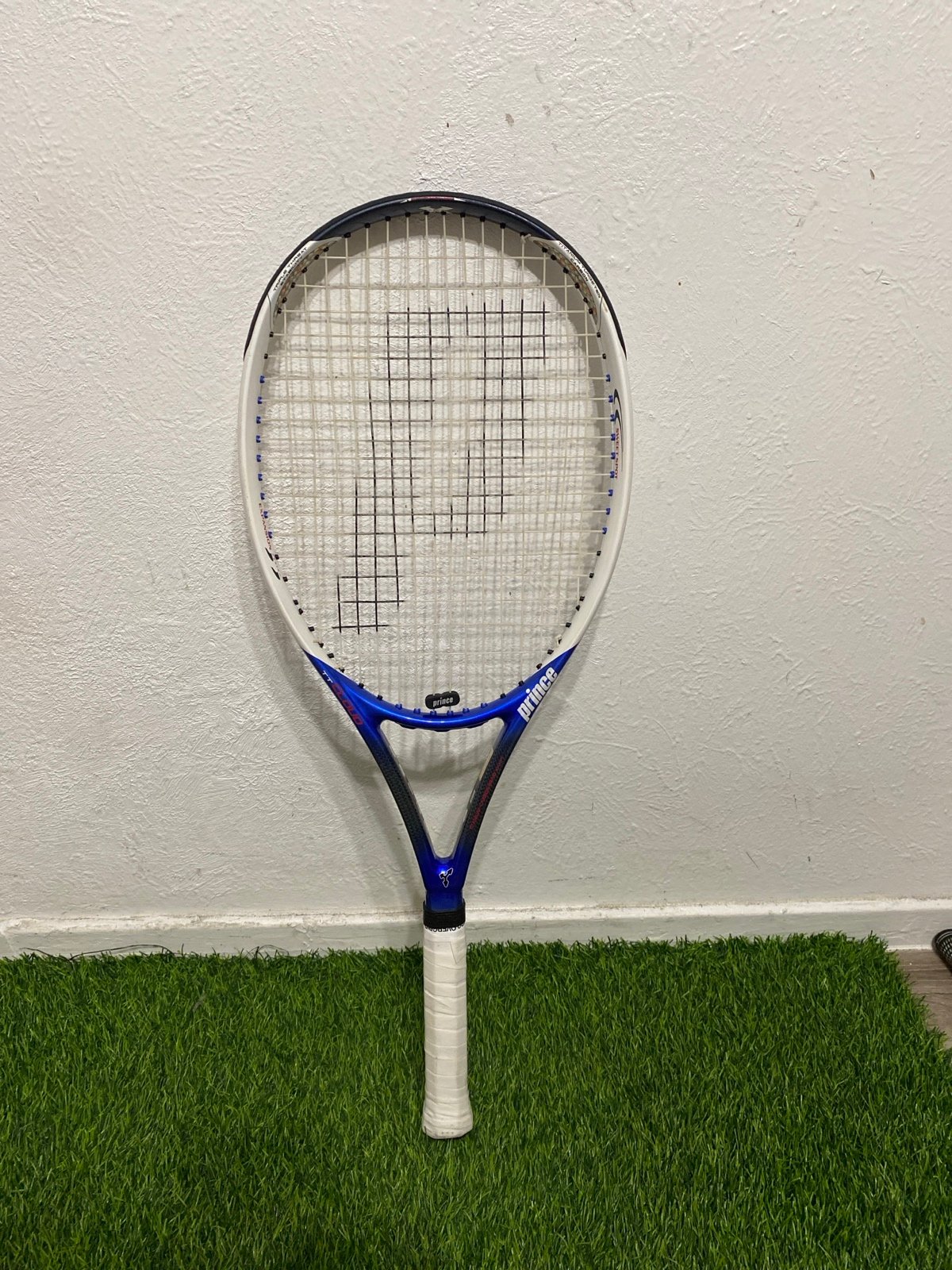 Prince TT Cloud Tennis Racquet #2 4 1/4 Ready to play!