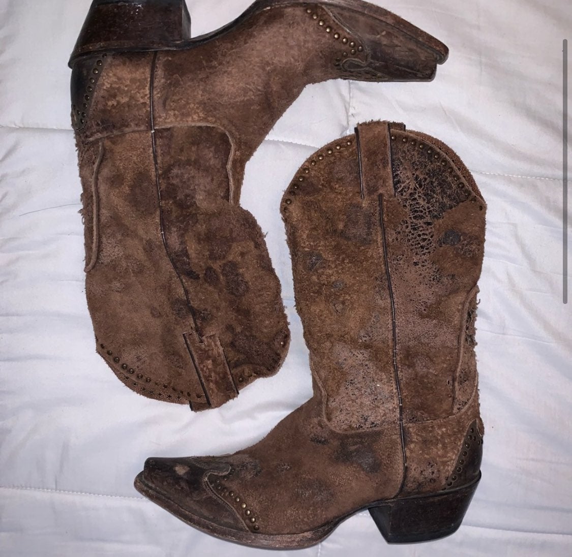 Custom made cowhide boots size 9 lightly