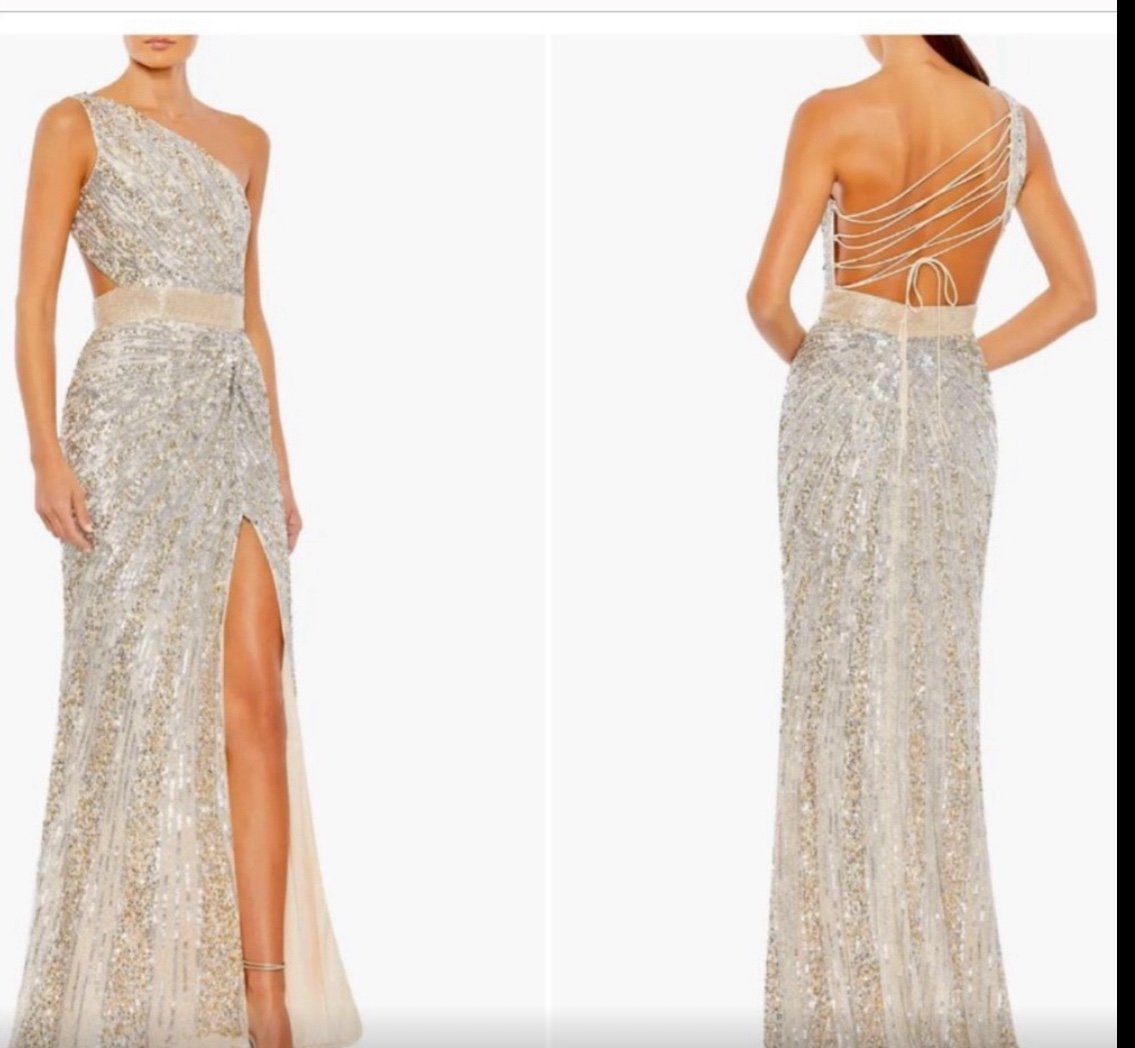 Mac Duggal Gown Size 6