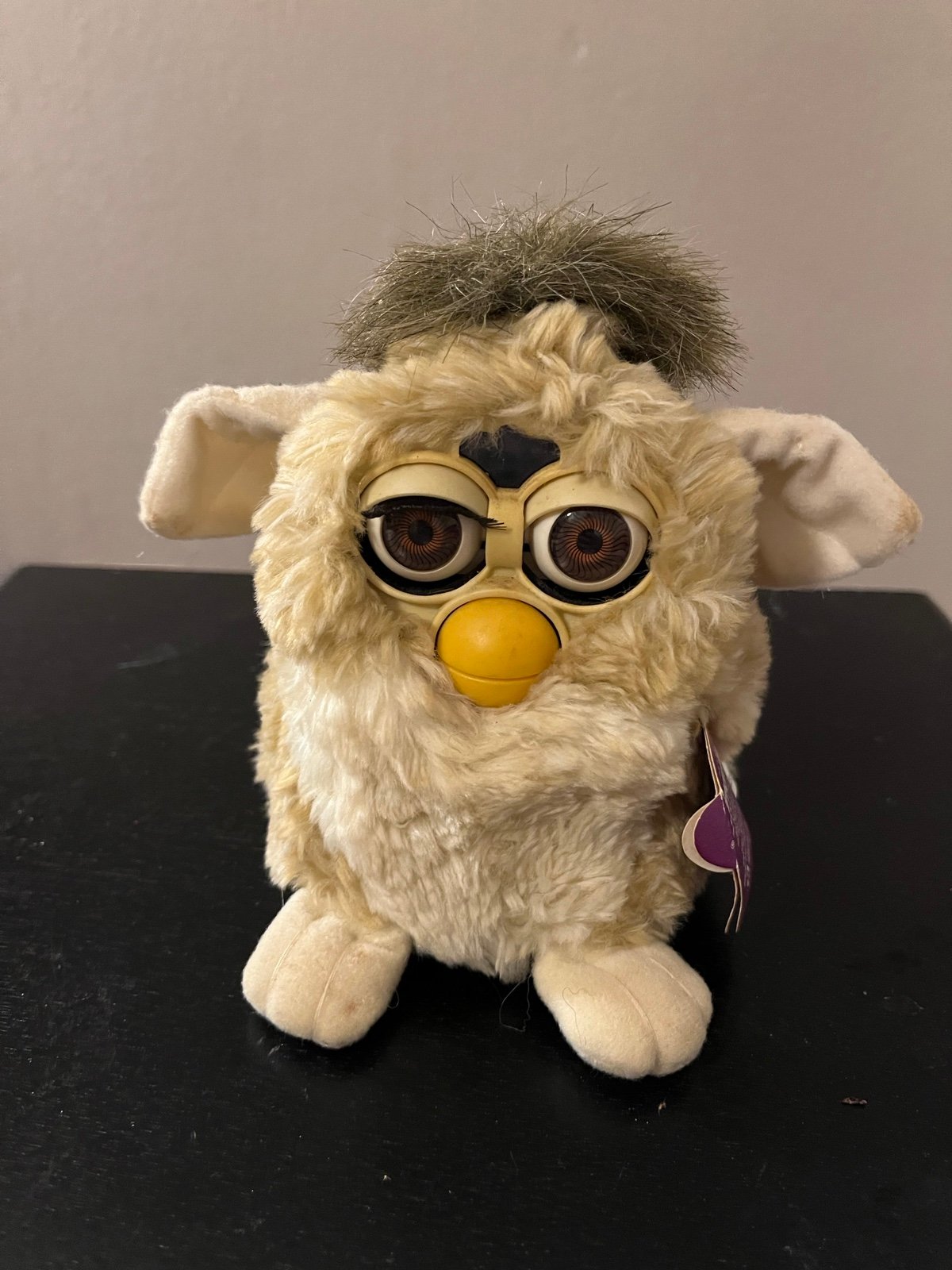 Furby figure - brown eyes !!!
