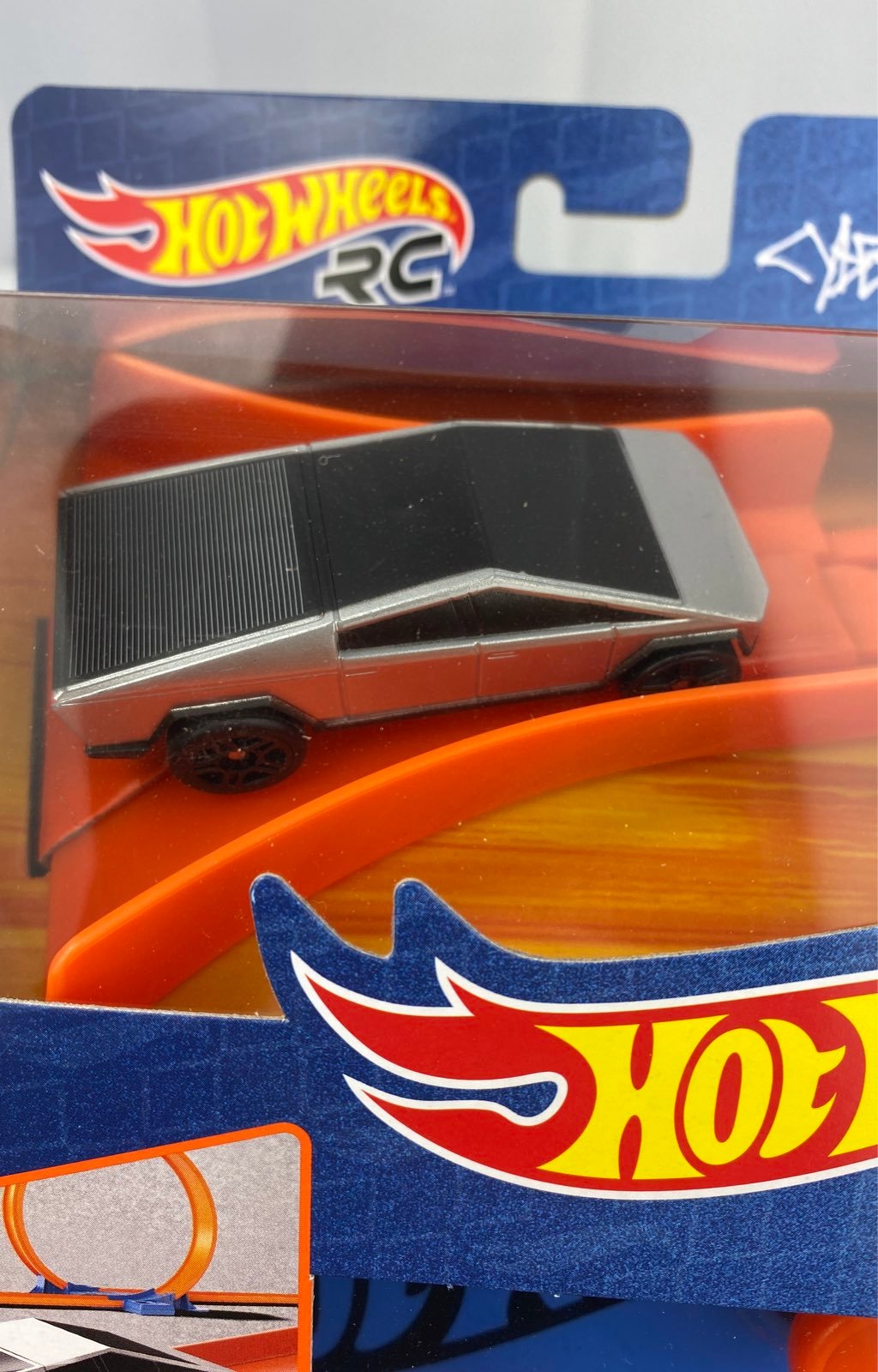 Tesla Cybertruck Hot wheels RC munimoro.gob.pe