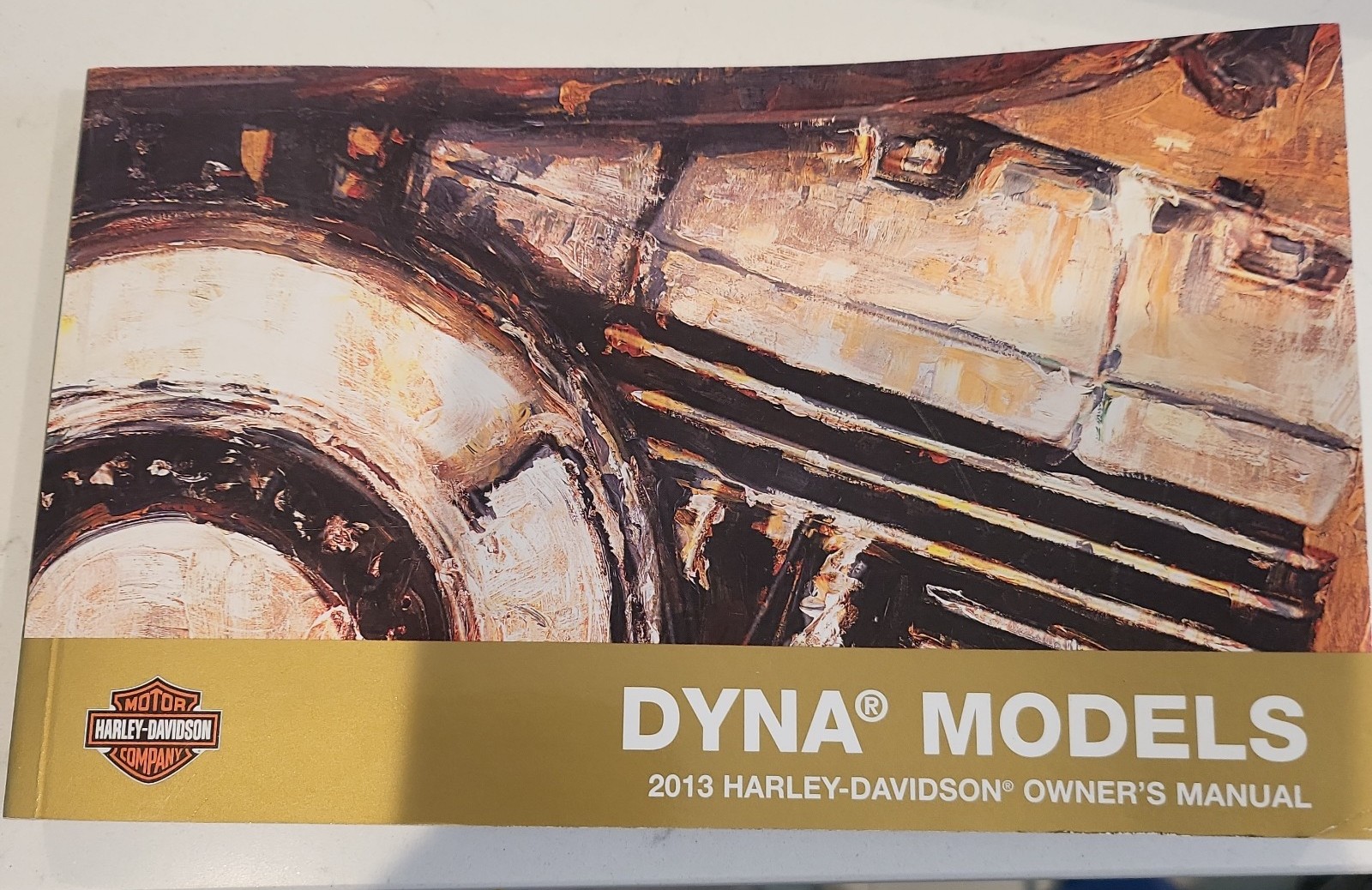 Harley Davidson dyna model 2013 owners manual