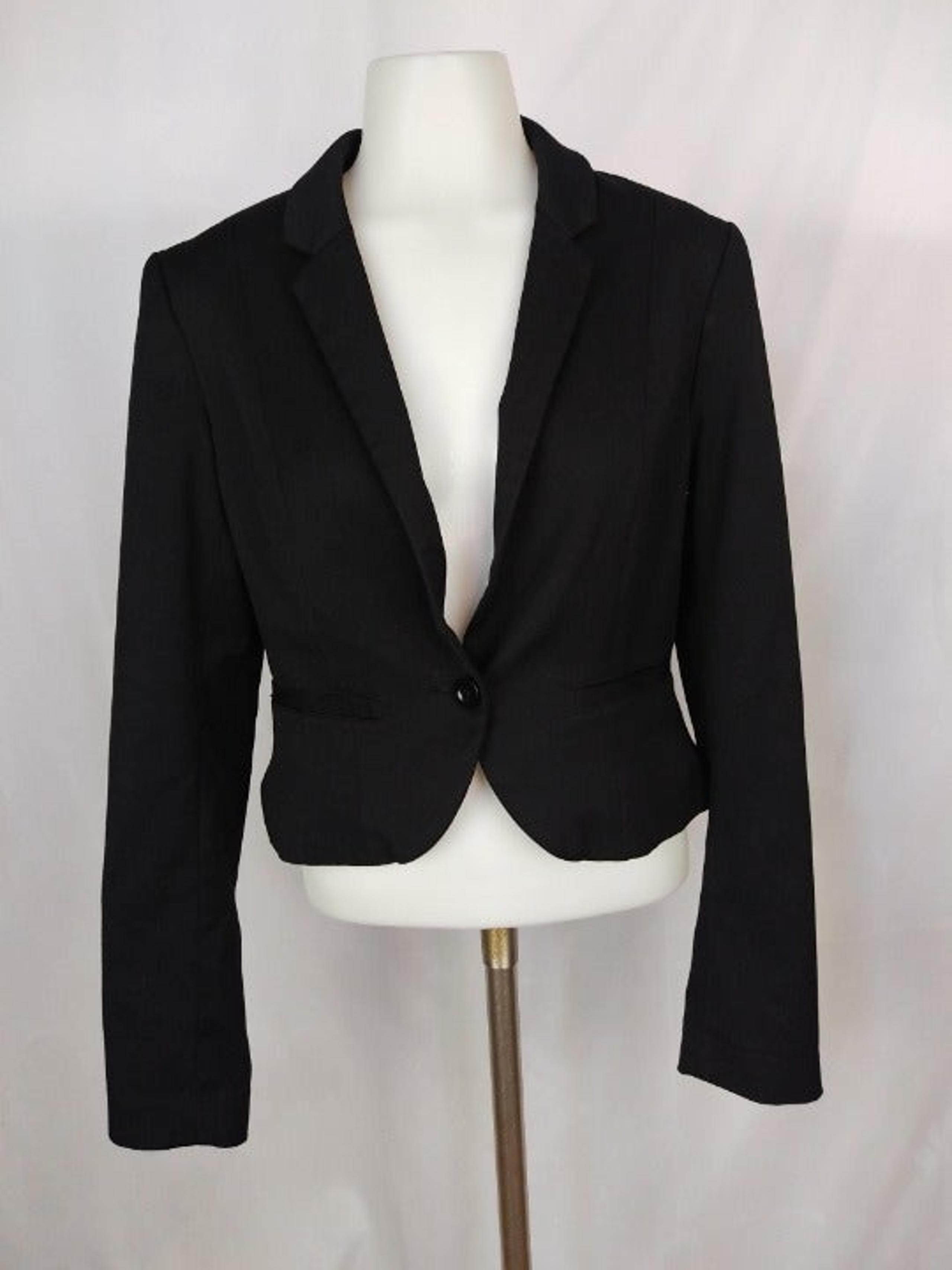 Divide H&M Jacket Blazer Short Black 10